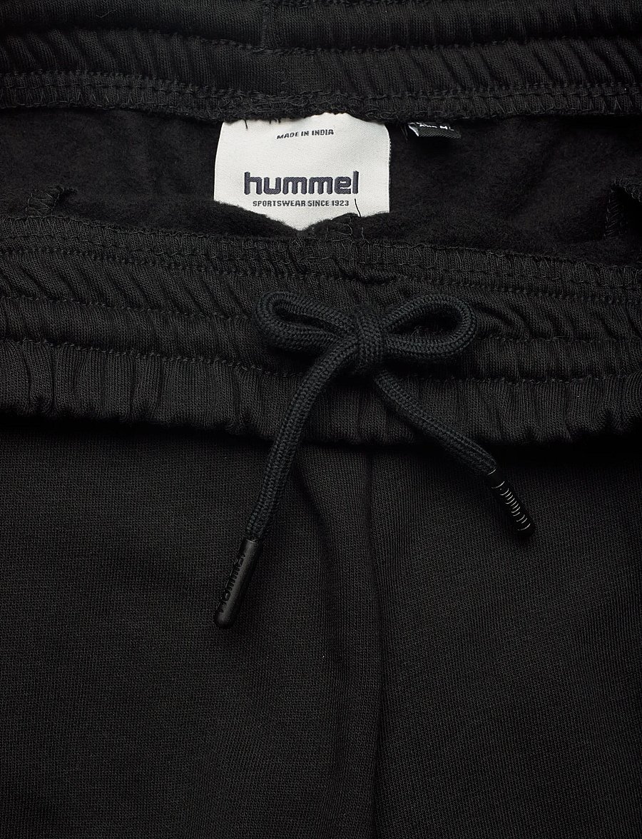 Hummel - hmlSWARM SHORTS - bas - black - 3