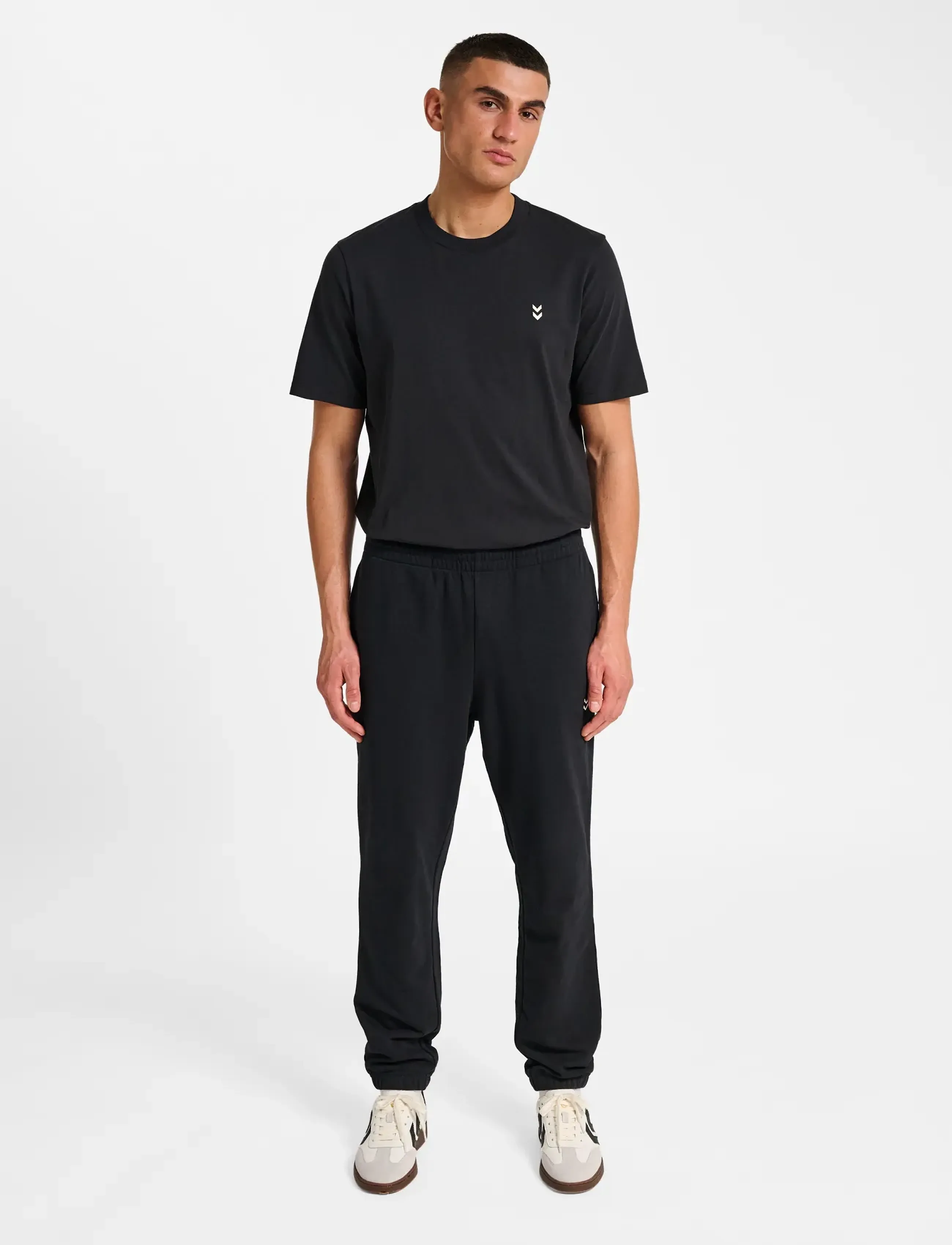 Hummel - hmlPULSE SWEAT PANTS - madalaimad hinnad - black - 0