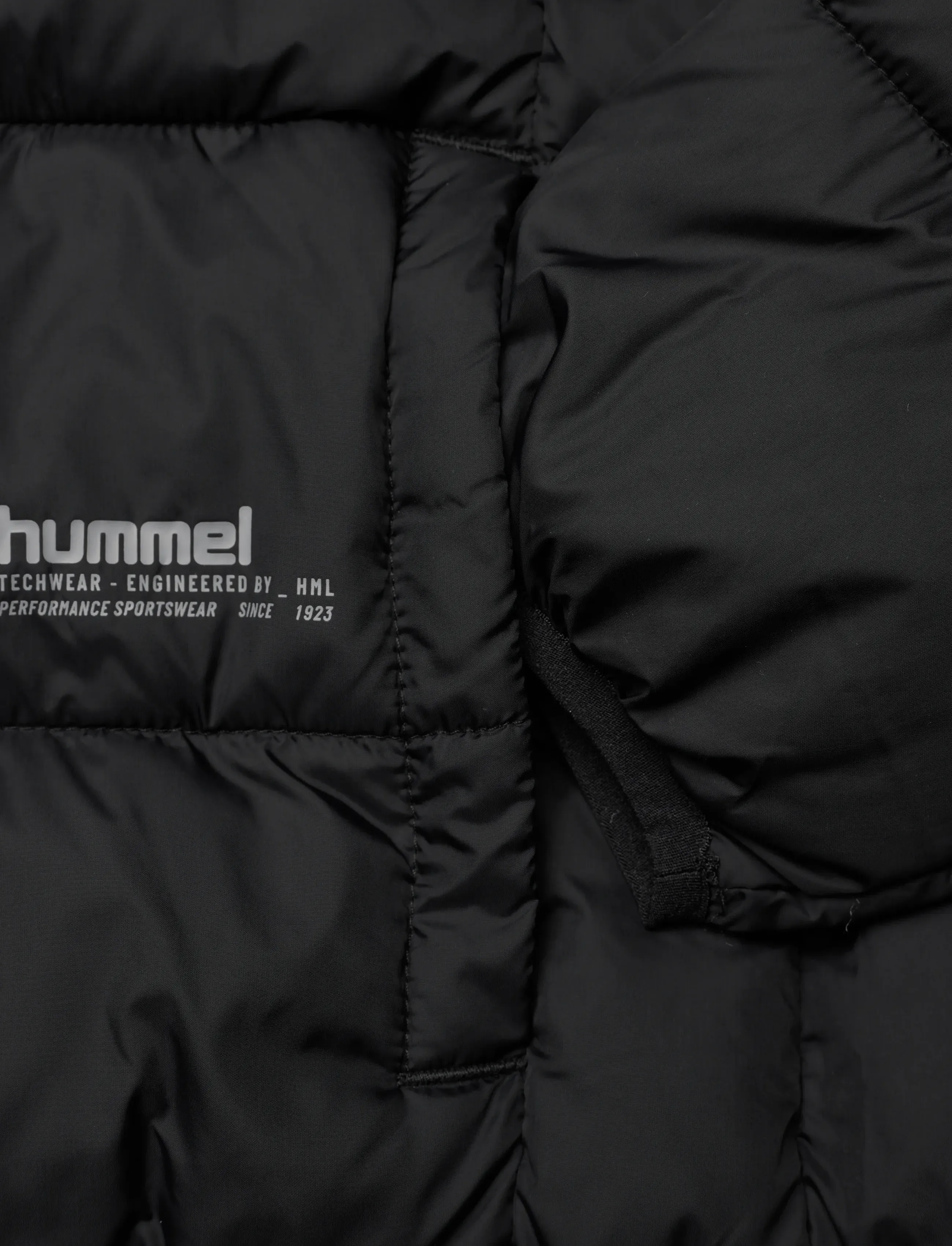 Hummel - hmlJR LIGHTWEIGHT PUFFER JACKET - isolerte jakker - black - 3