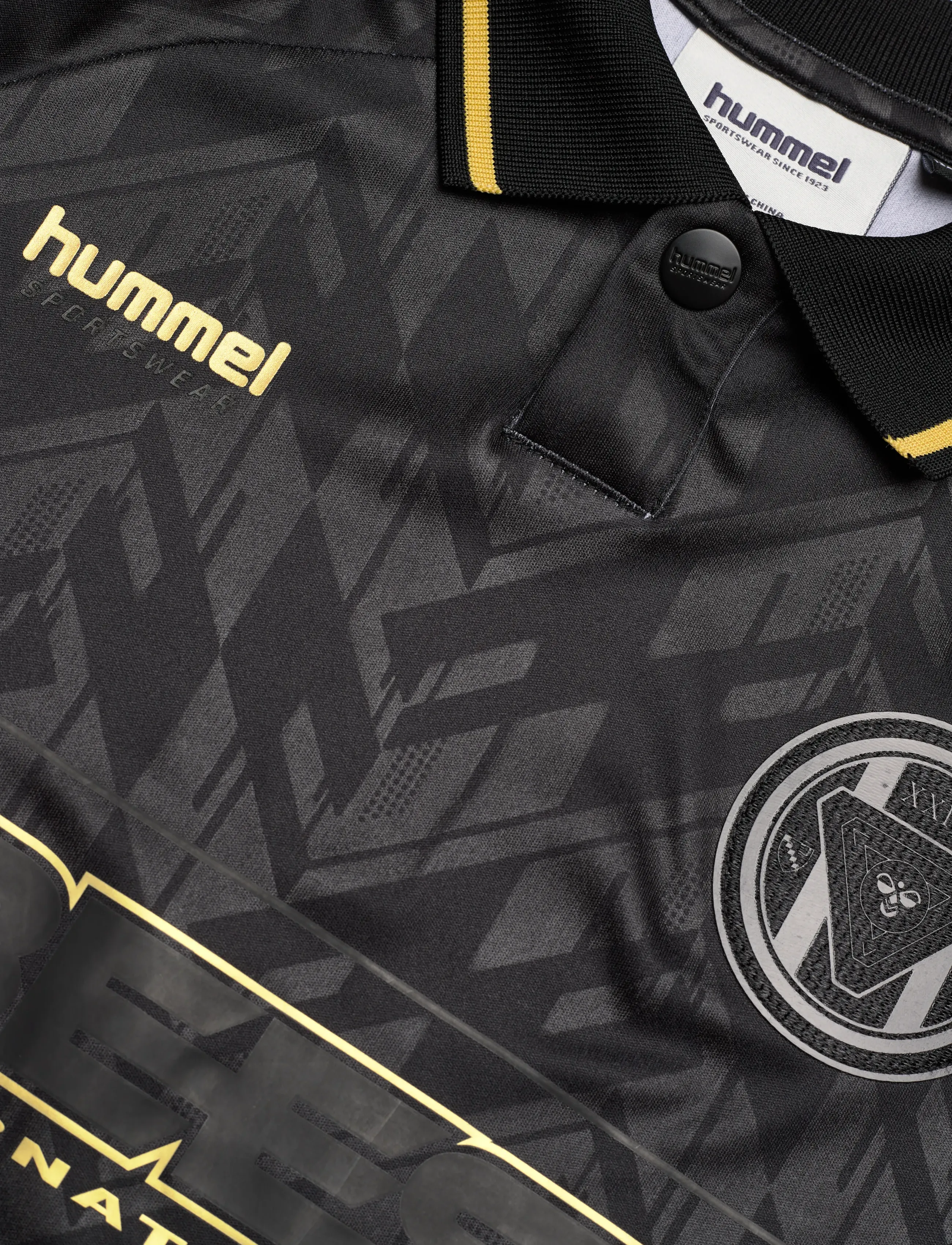 Hummel - hmlJR LOOSE BAY SOCCER JERSEY S/S - topy sportowe - black - 2