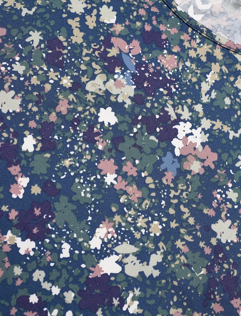 Hummel - hmlJR MIX T-SHIRT S/S - kurzärmelig - dress blues/riverside - 2