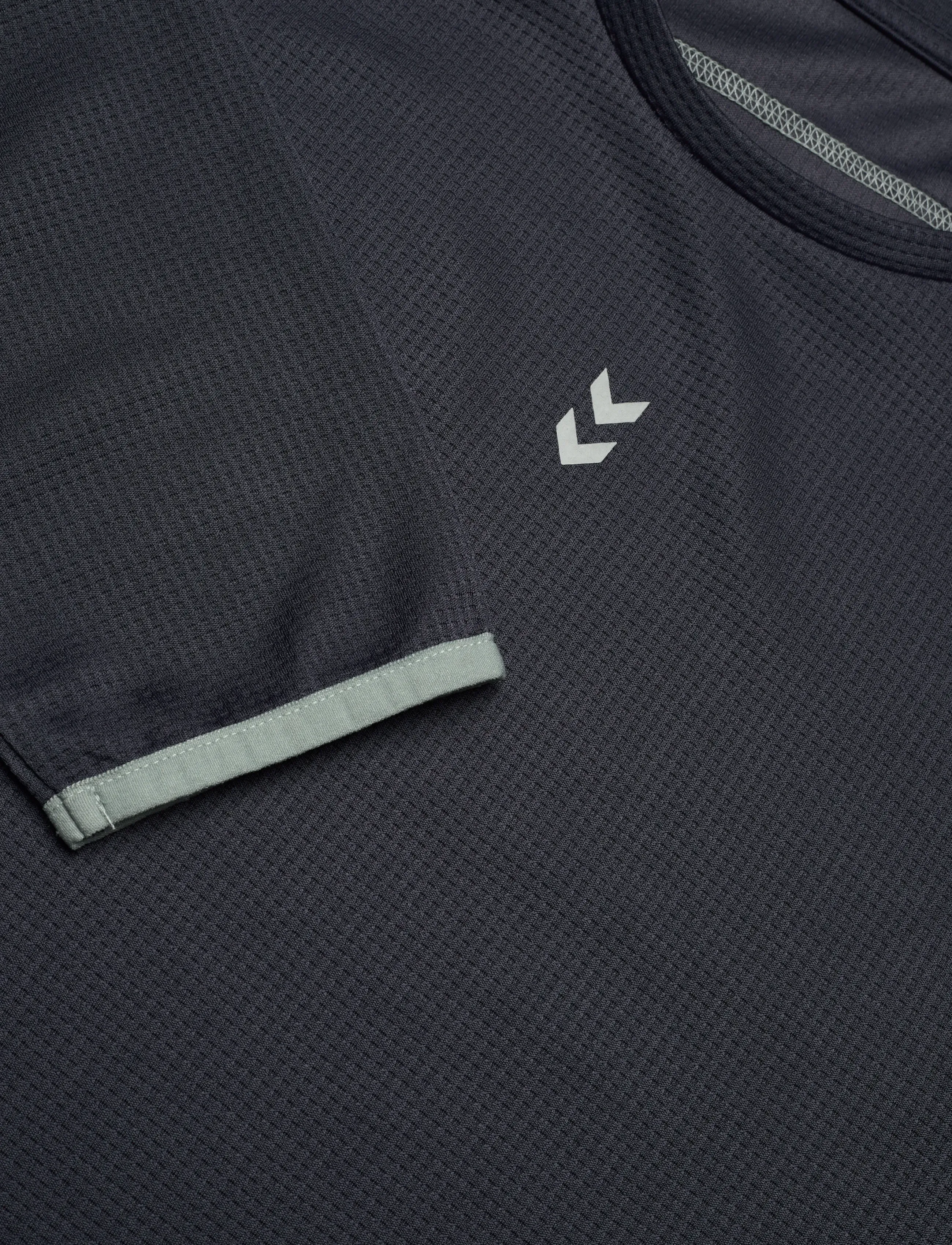 Hummel - hmlPULSE PERFORMANCE MIDLAYER - langærmede t-shirts - ebony - 2