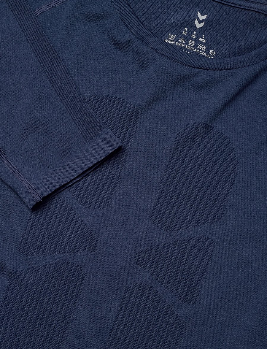 Hummel - hmlHIIT SEAMLESS T-SHIRT L/S - langarmshirts - dress blues - 2