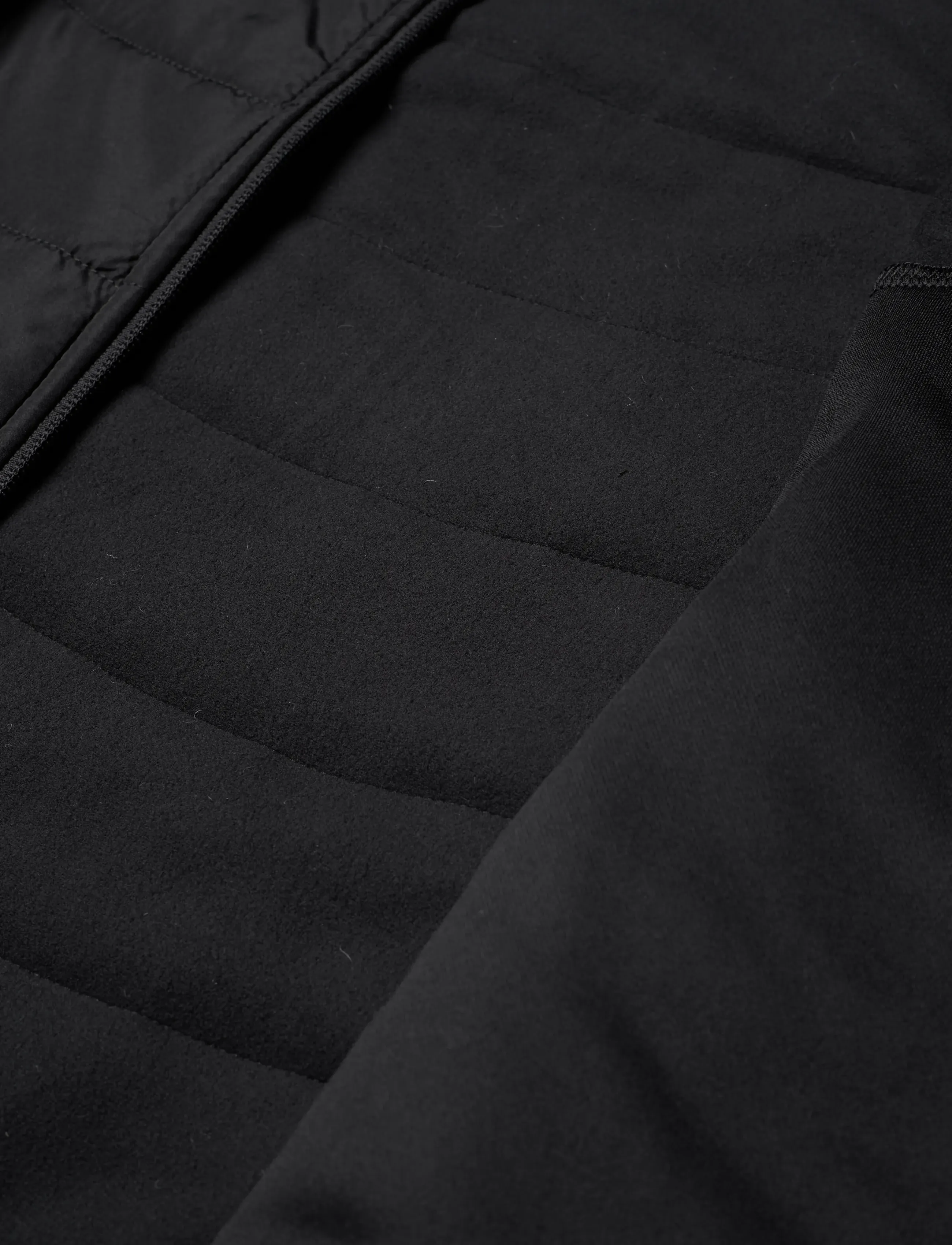 Hummel - hmlBTC WINTER TRAINING JACKET - sportjackor - black - 4