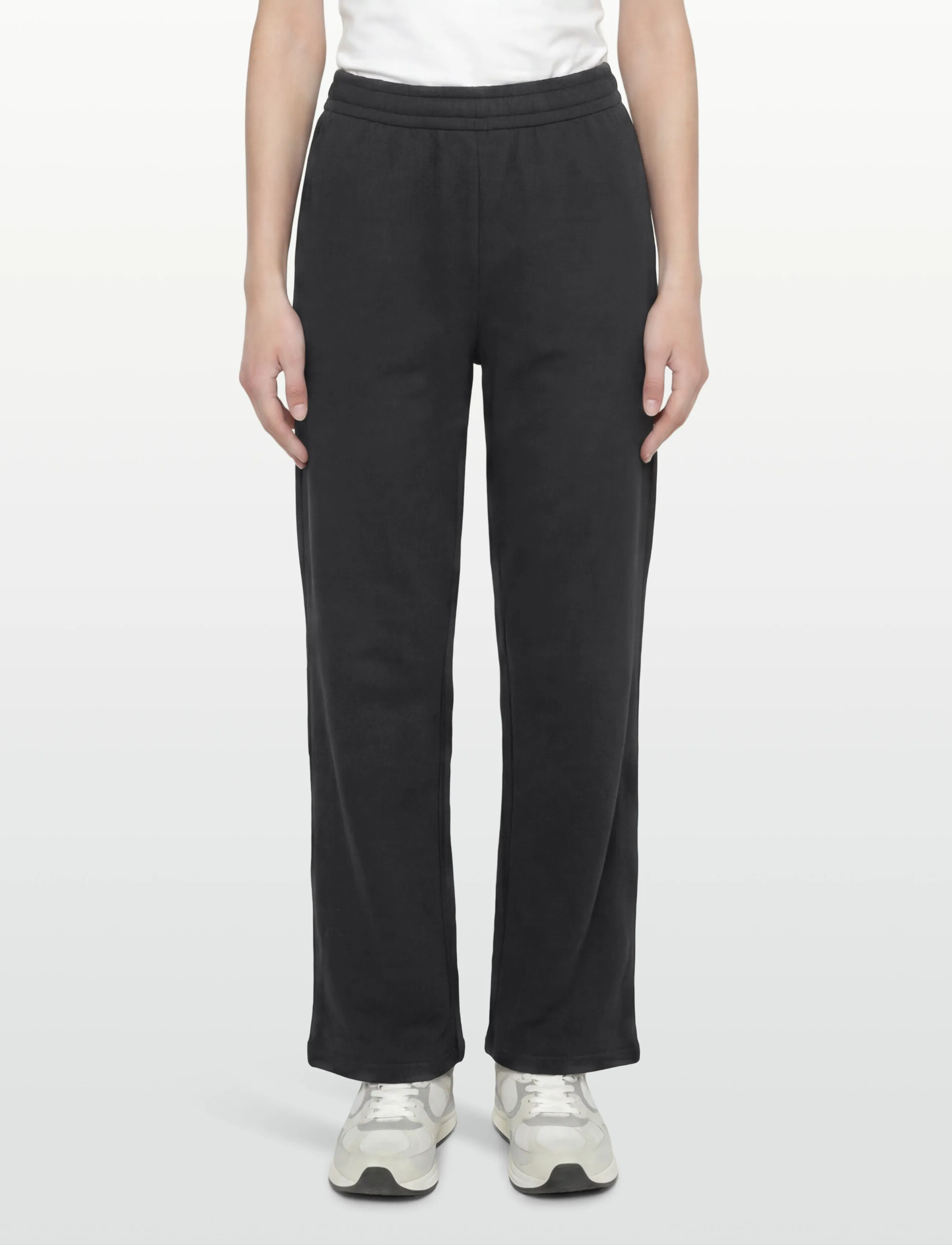 Hummel - hmlPULSE WIDE W SWEAT PANTS - najniższe ceny - black - 3