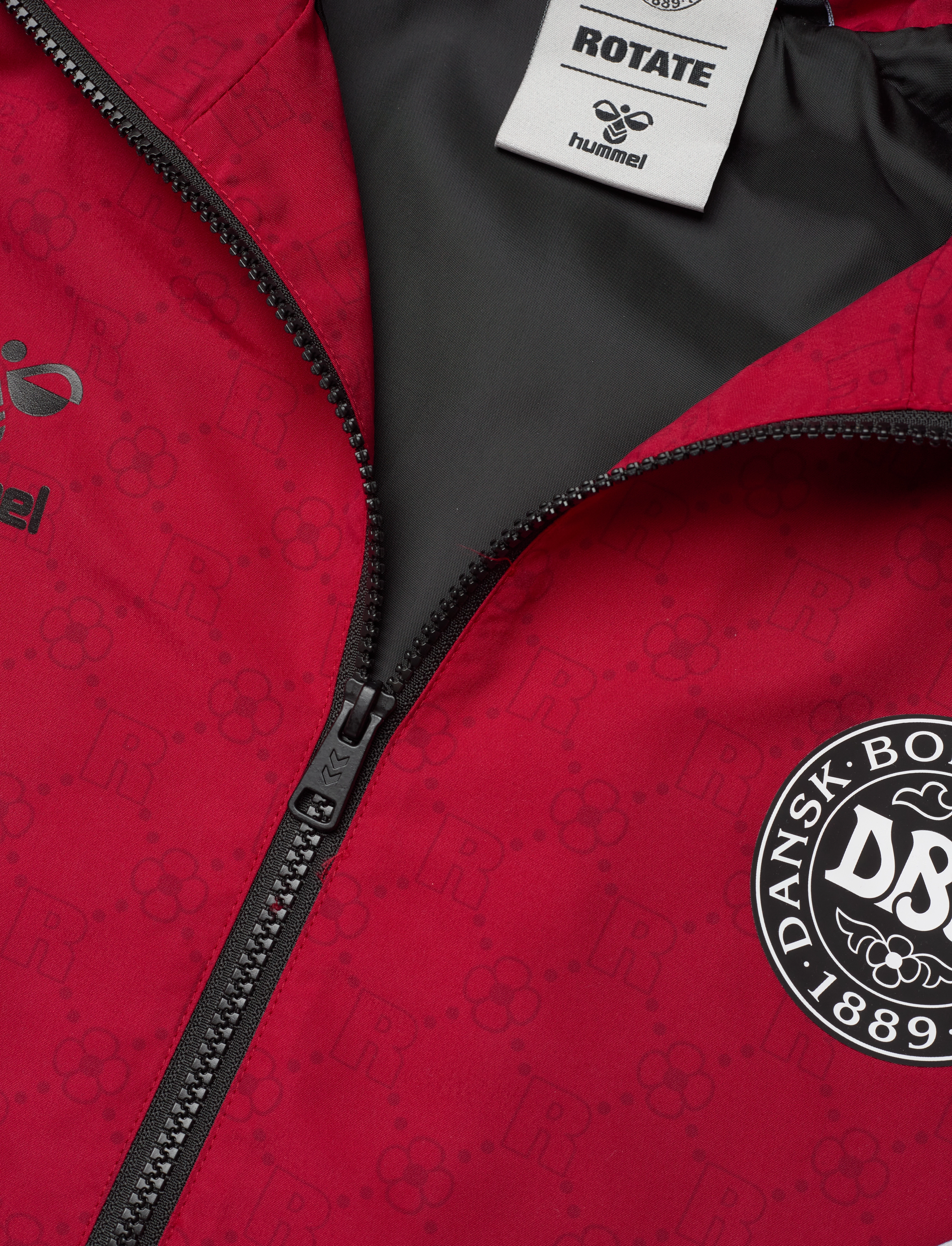 Hummel - hmlTRACKSUIT JACKET DBU ROTATE - tops - tango red - 4