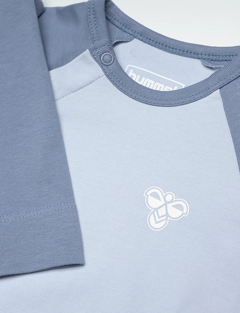 Hummel - hmlMINI RAGLAN BODY L/S BEE - långärmade bodies - faded denim - 2