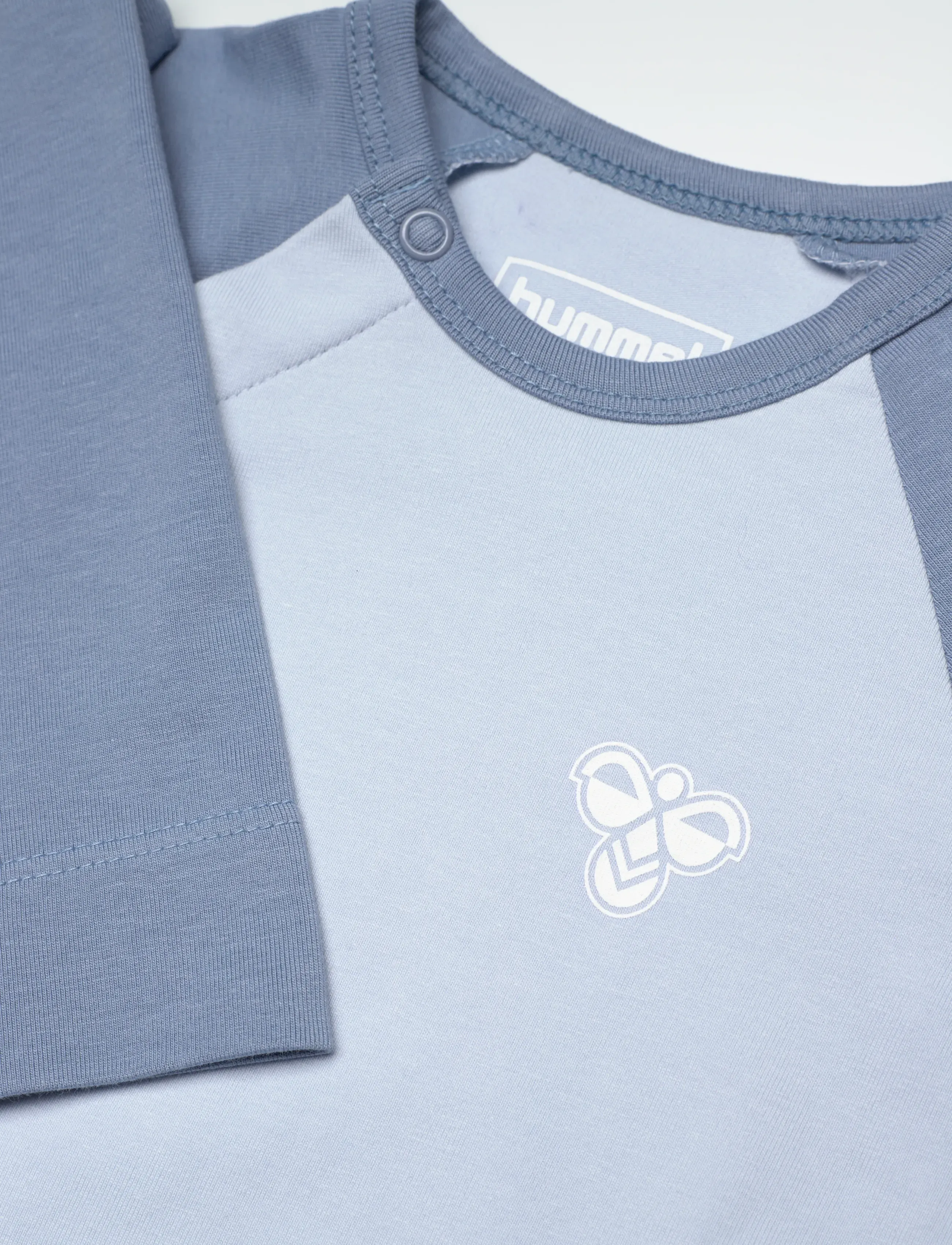 Hummel - hmlMINI RAGLAN BODY L/S BEE - long-sleeved bodies - faded denim - 2