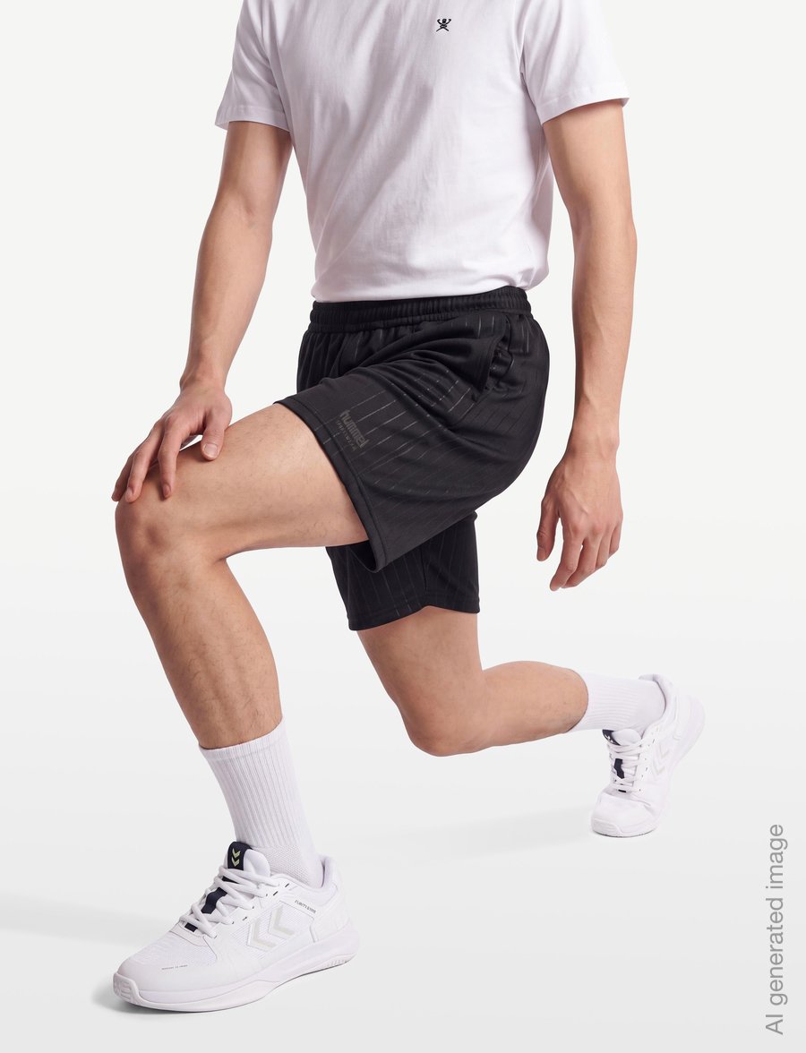 Hummel - hmlSTRIPE SHORTS - träningsshorts - black - 3