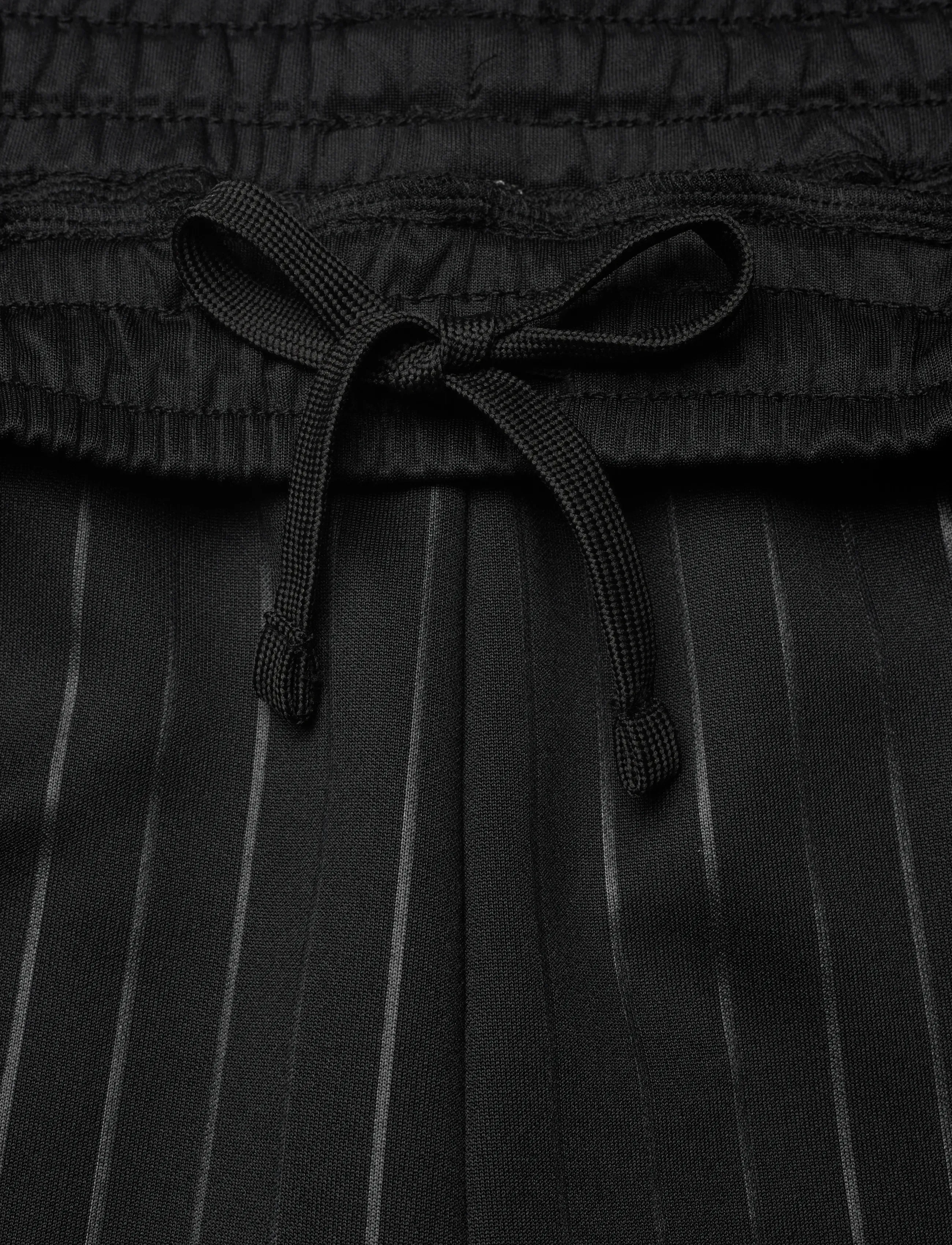 Hummel - hmlSTRIPE SHORTS - madalaimad hinnad - black - 3