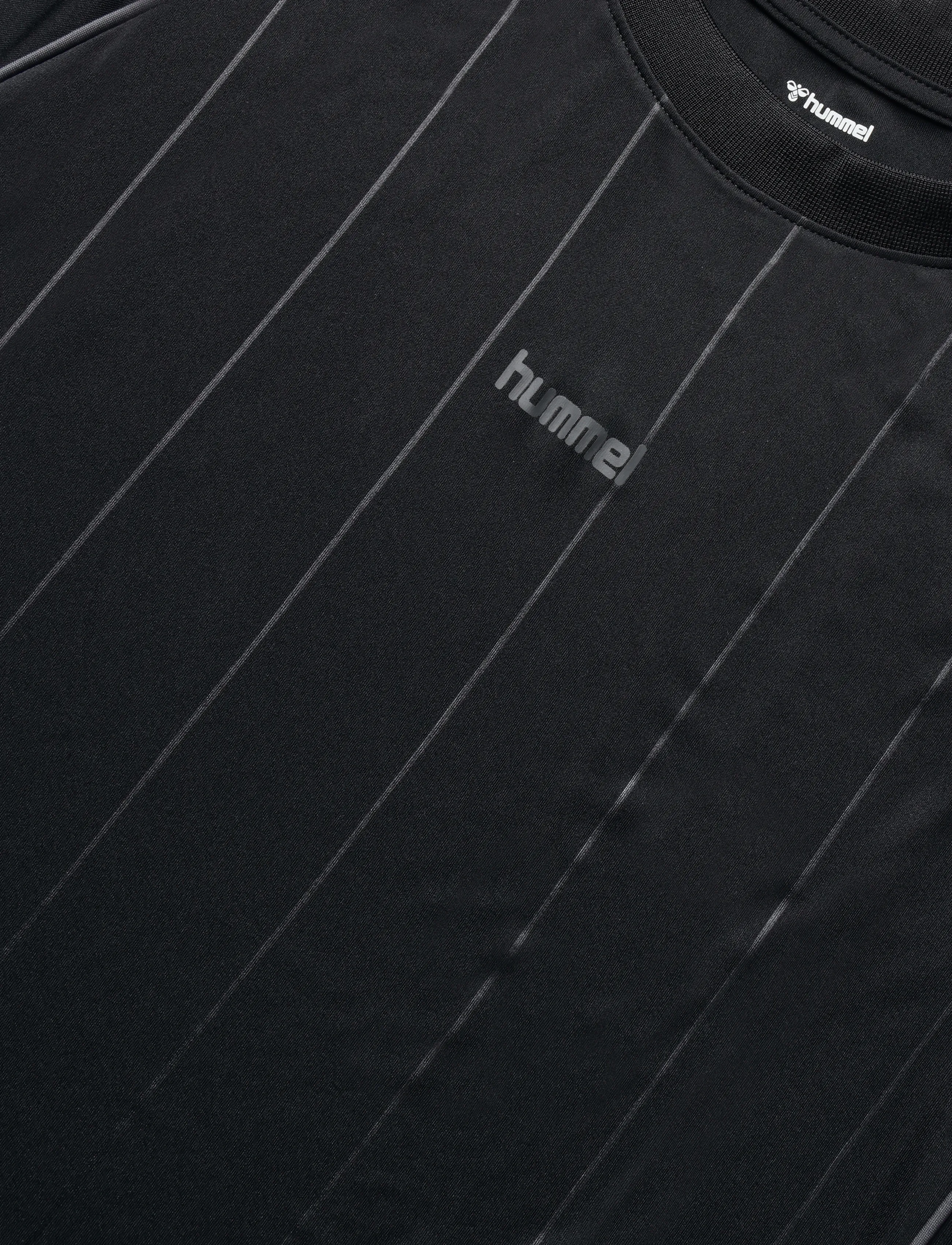 Hummel - hmlPITCH T-SHIRT S/S - t-shirts - black - 2