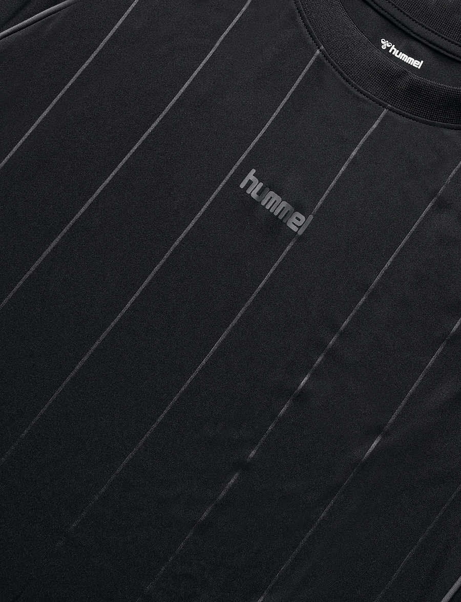 Hummel - hmlPITCH T-SHIRT S/S - t-shirts - black - 2
