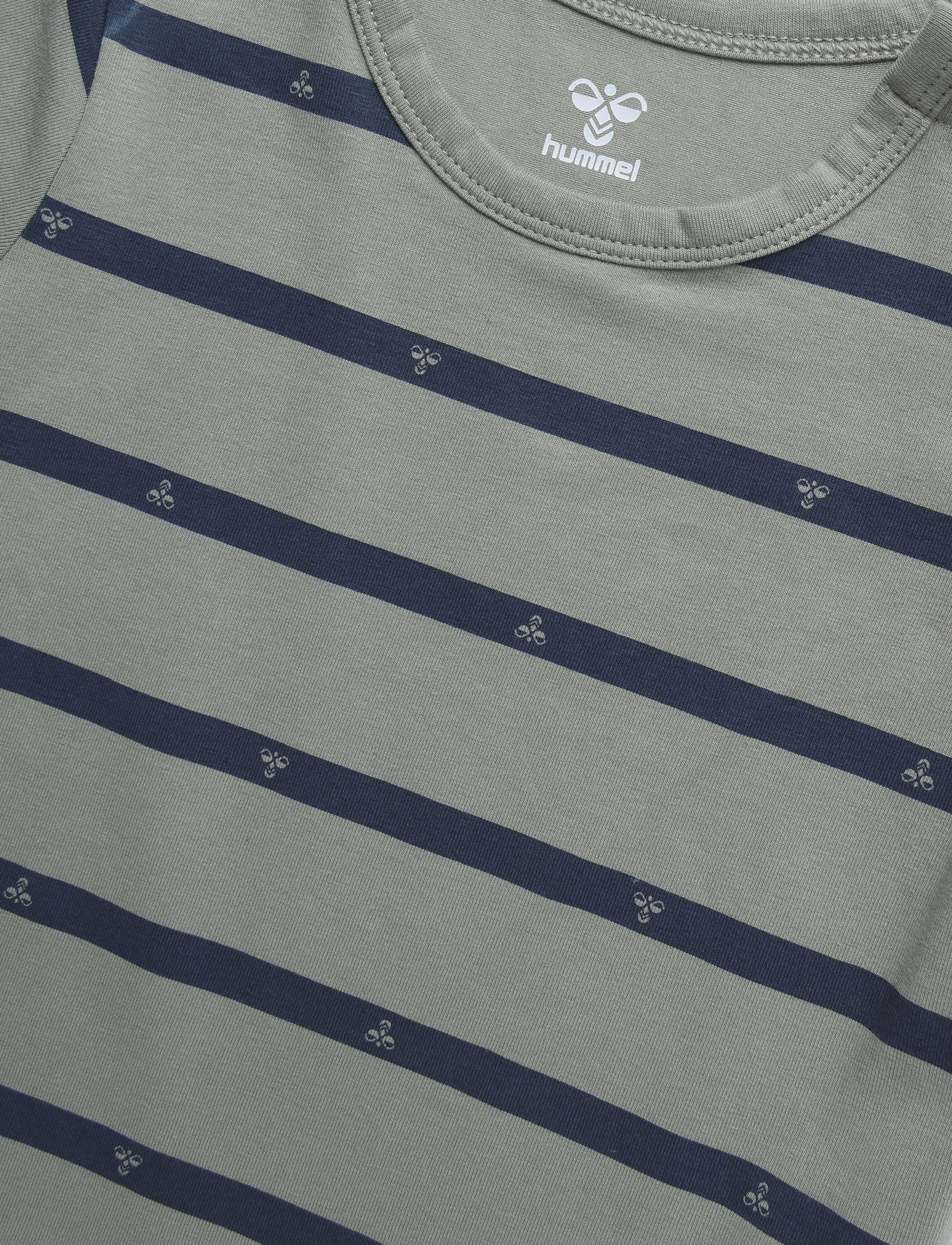 Hummel - hmlMINI REG STRIPY BEE T-SHIRT L/S - pikkade varrukatega t-särgid - shadow - 2