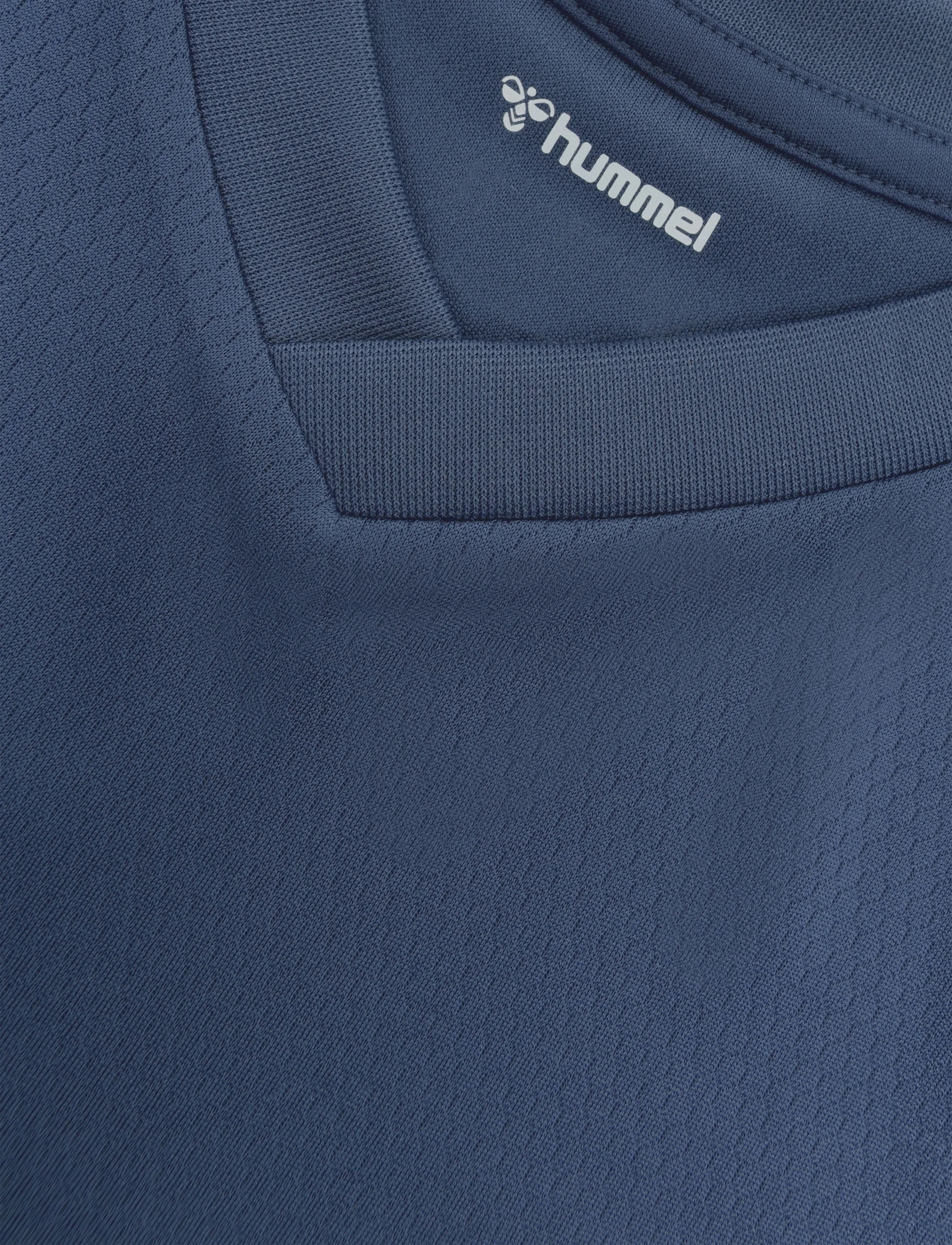 Hummel - hmlJR REG ACTIVE T-SHIRT S/S - sportoberteile - dress blues - 2