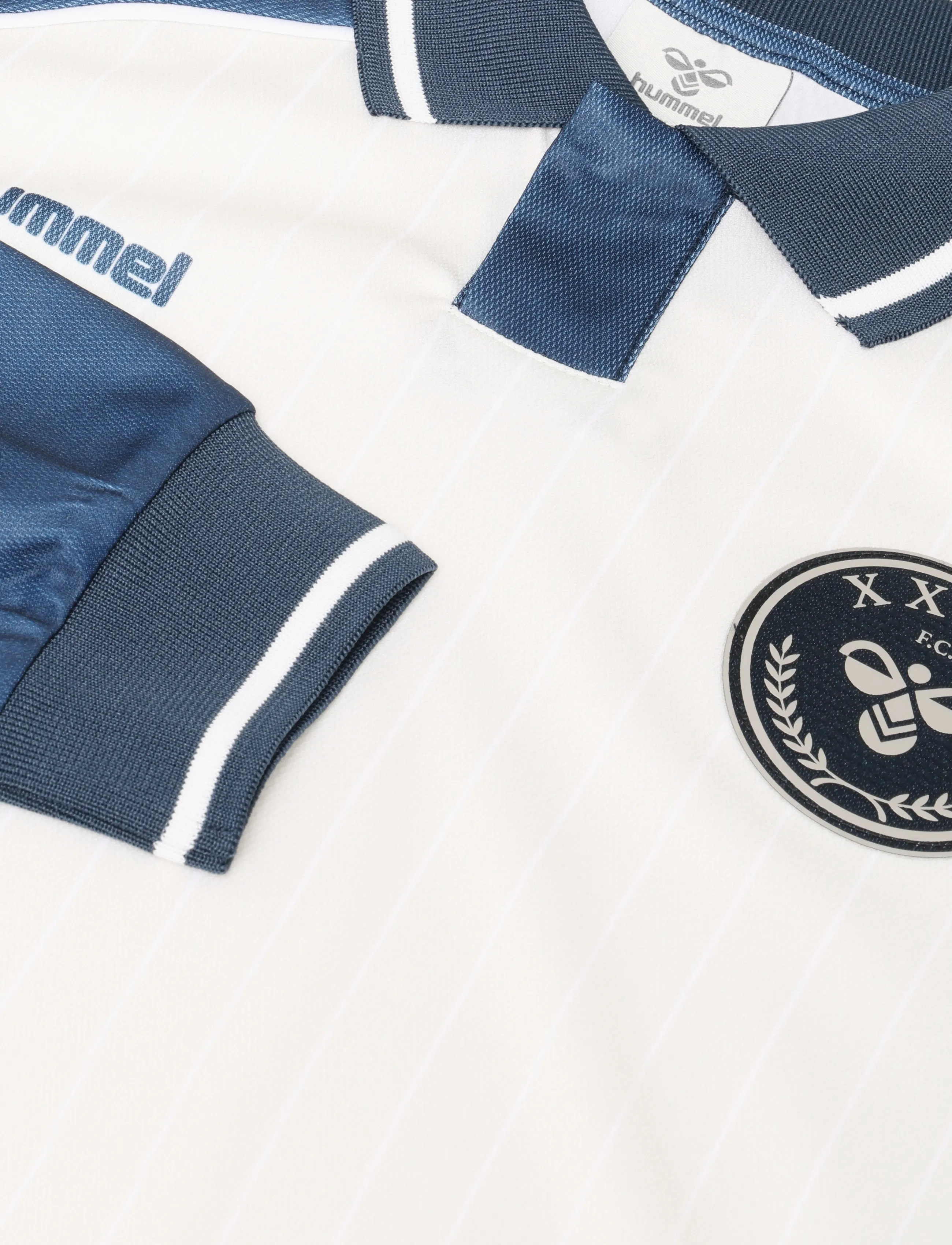 Hummel - hmlJR LOOSE SOCCER JERSEY L/S - sporditopid - dress blues - 2
