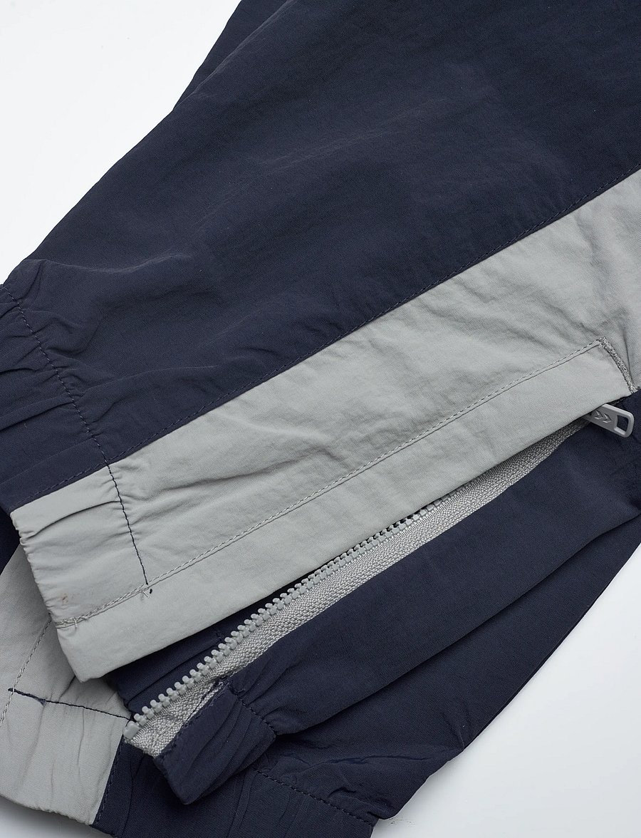 Hummel - hmlWORLD 26 TRACK PANTS - träningsbyxor - dark sapphire - 4