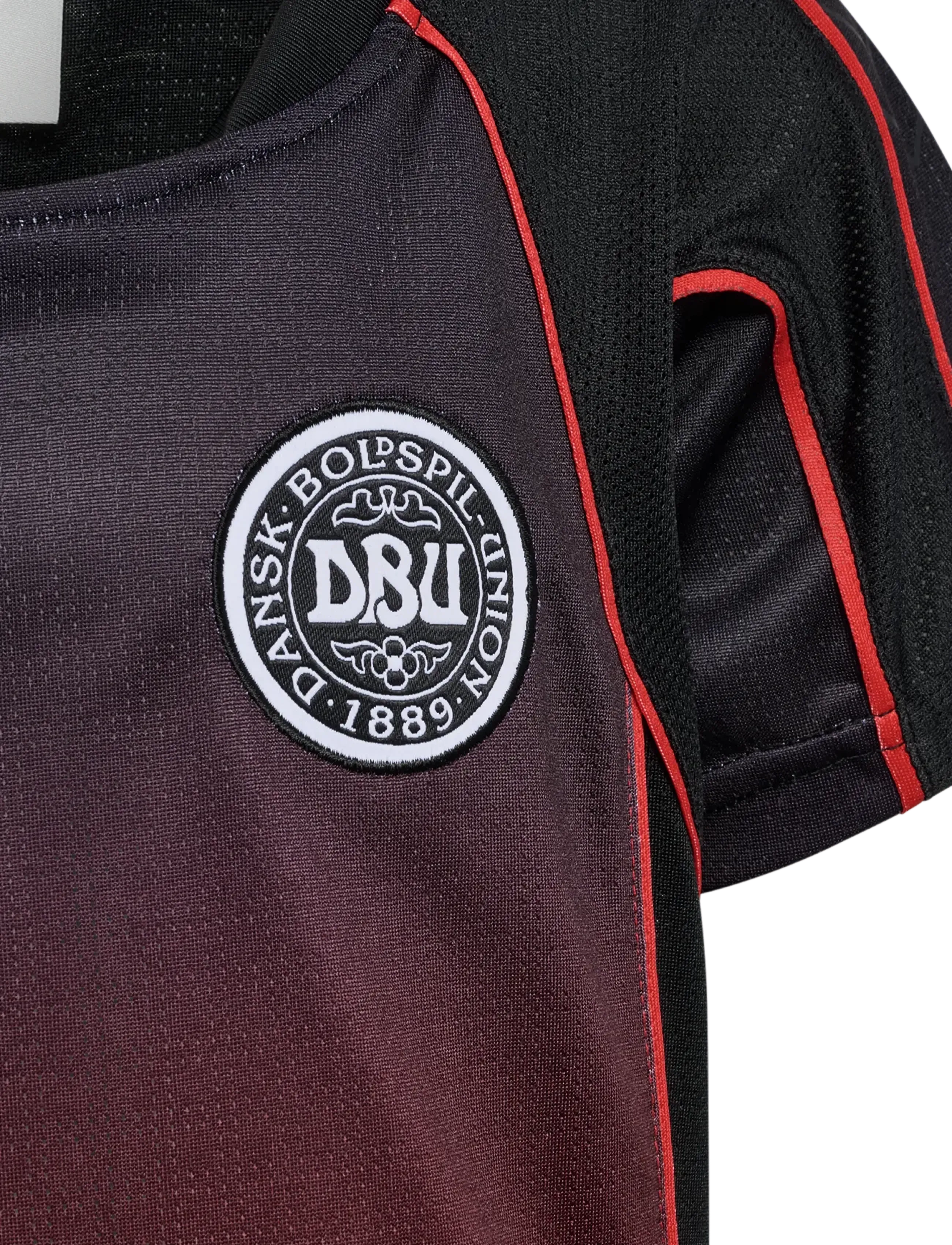 Hummel - DBU-ALIS 26 JERSEY S/S KIDS - black/red - 4