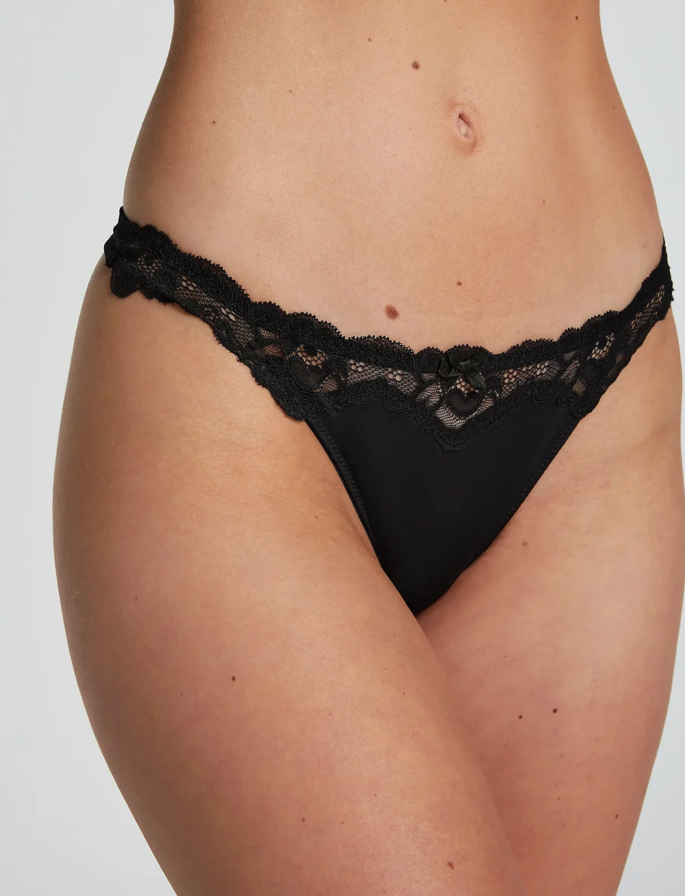 Hunkemöller - Secret Lace Thong - stringid - black - 3