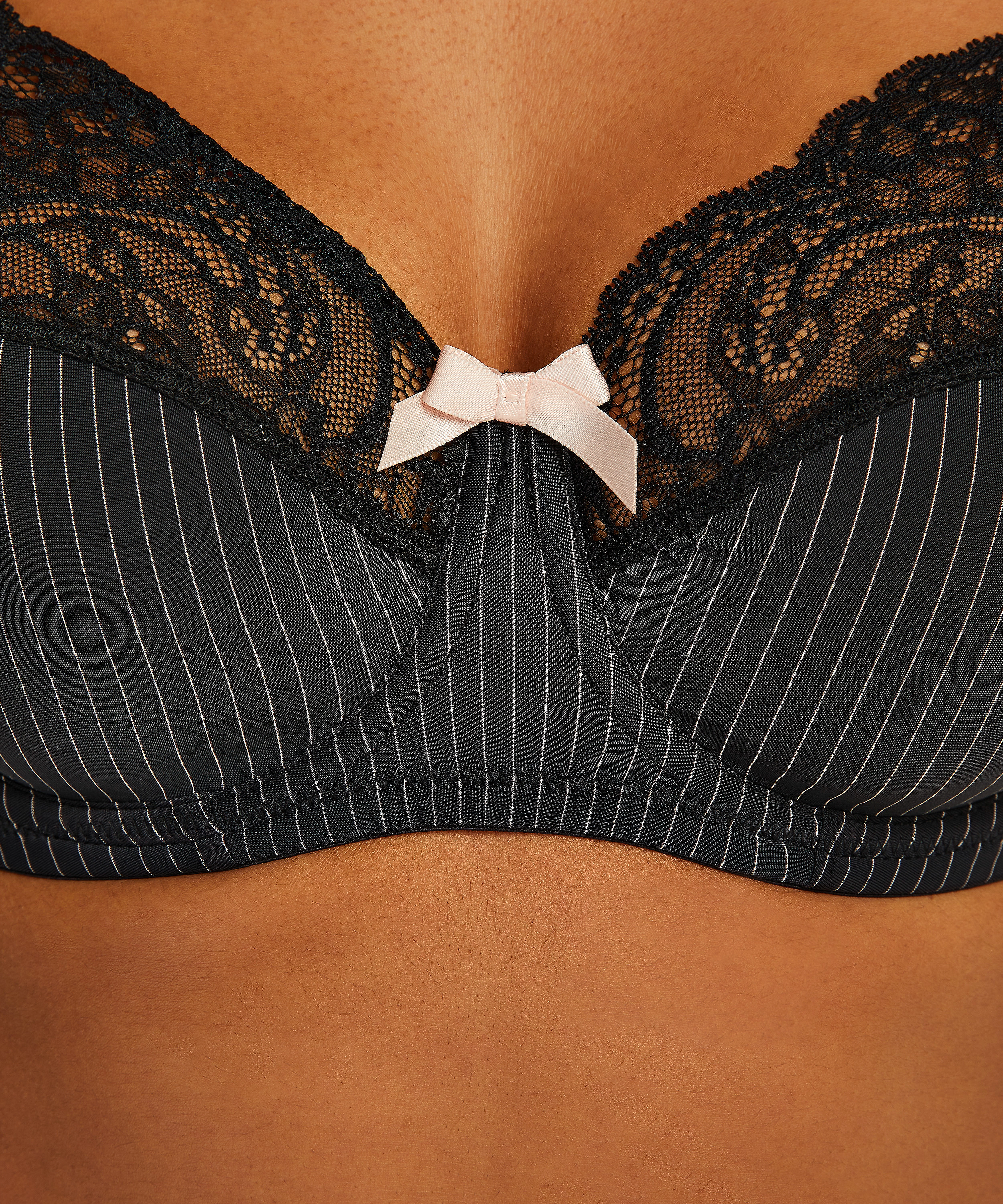 Hunkemöller - Adalyn uf - caviar - 3