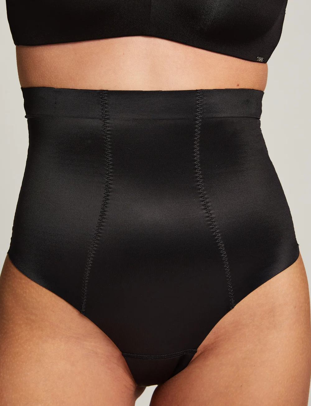 Hunkemöller - Scuba hw string - shaping nederdelar - caviar - 3