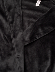 Hunkemöller - Robe Velours Long Quilt - plus size & curvy - black - 7