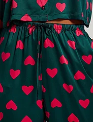Hunkemöller - Pant Satin Hearts - spodnie od piżamy - ponderosa pine - 3