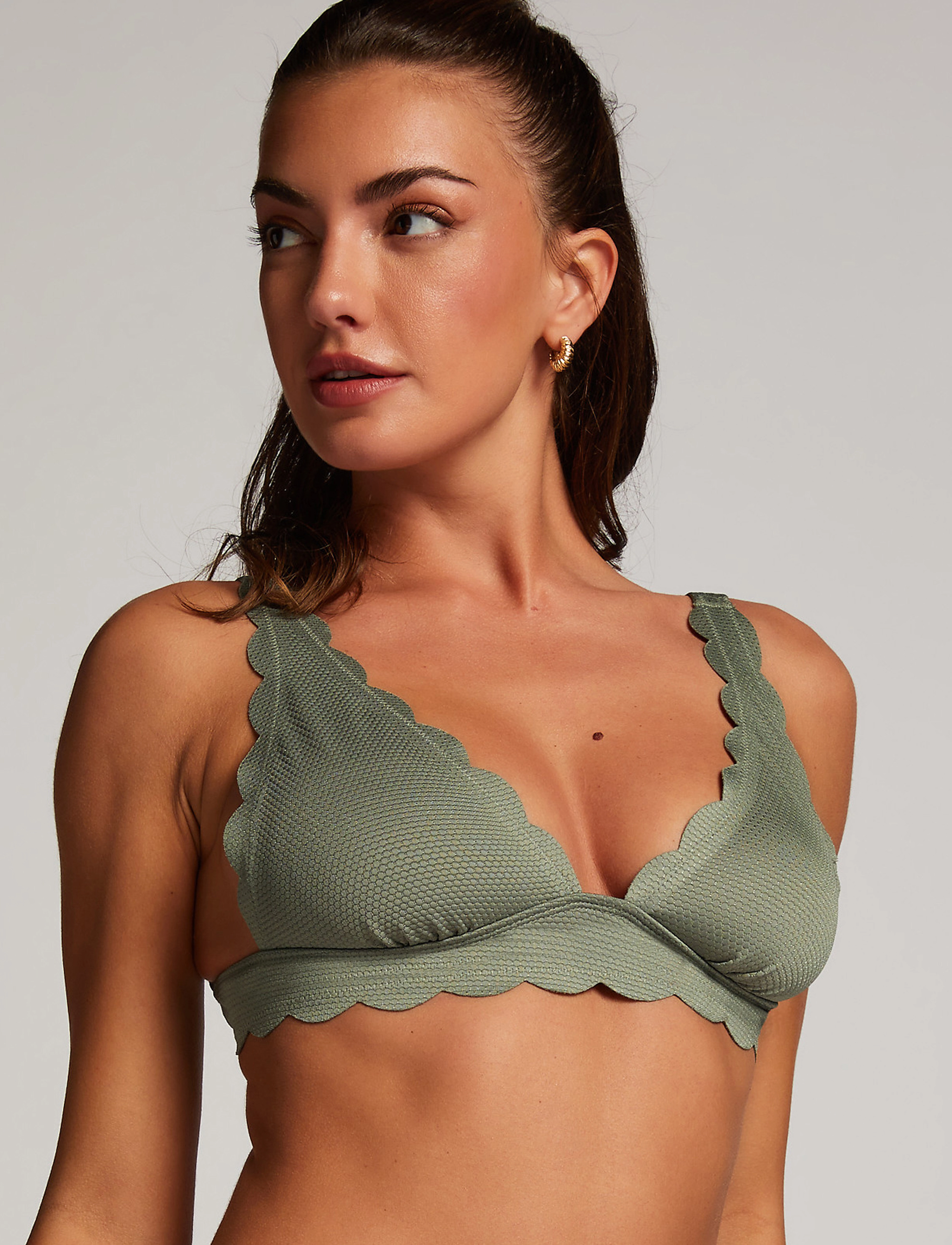 Hunkemöller - Scallop HA triangle - bikinien kolmioyläosat - hedge green - 4