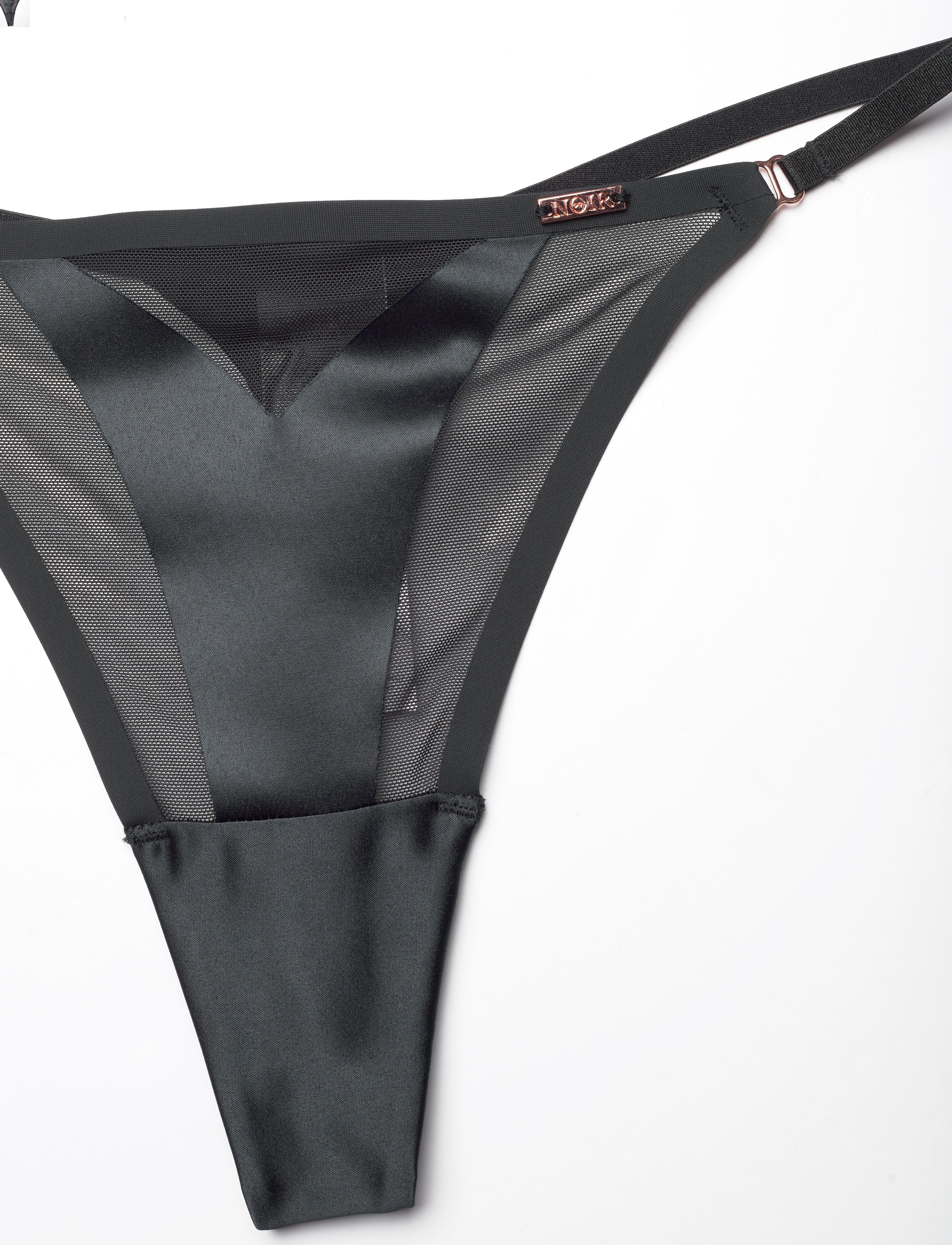 Hunkemöller - Mesh Essentials Hl String T - caviar - 5