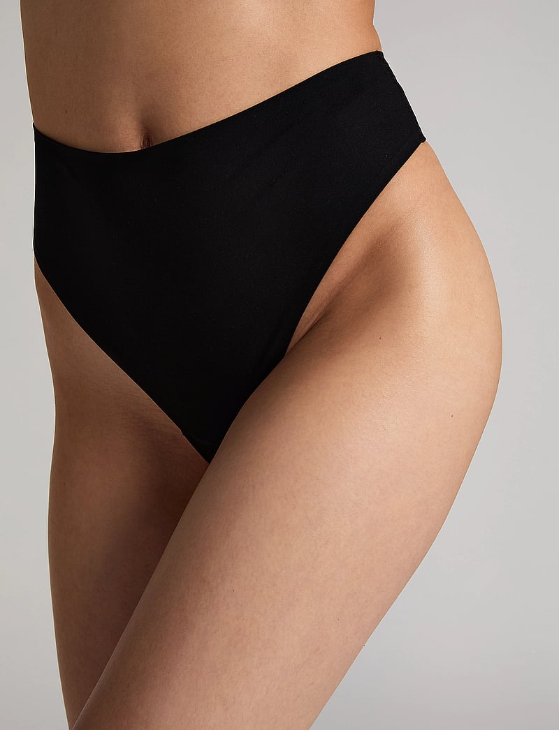 Hunkemöller - SMOOTH HL STRING H - seamless panties - caviar - 3