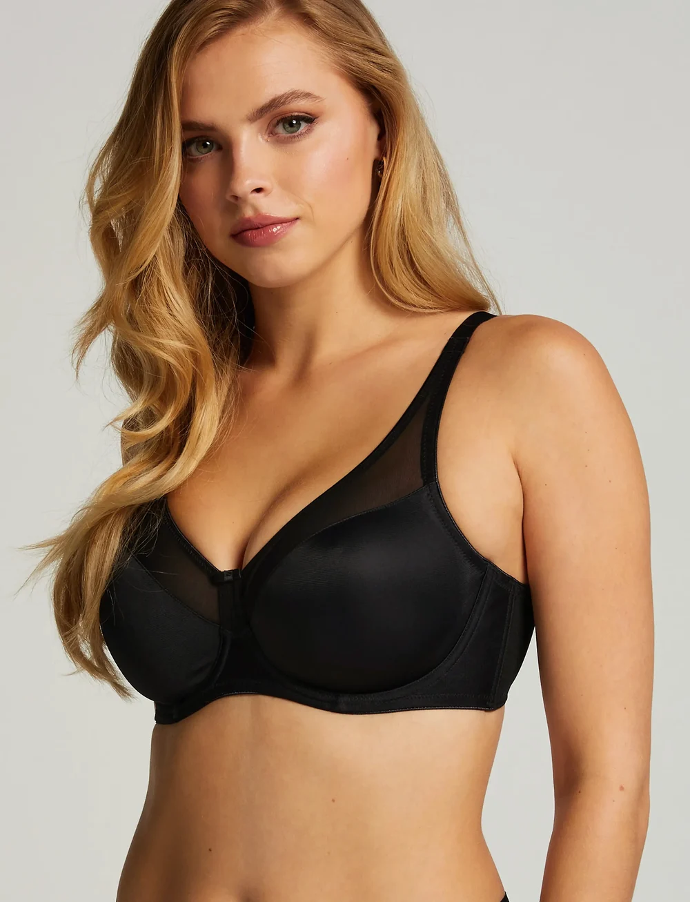 Hunkemöller - Nina Non-Padded Underwired Minimizer Bra - wired bras - black - 0