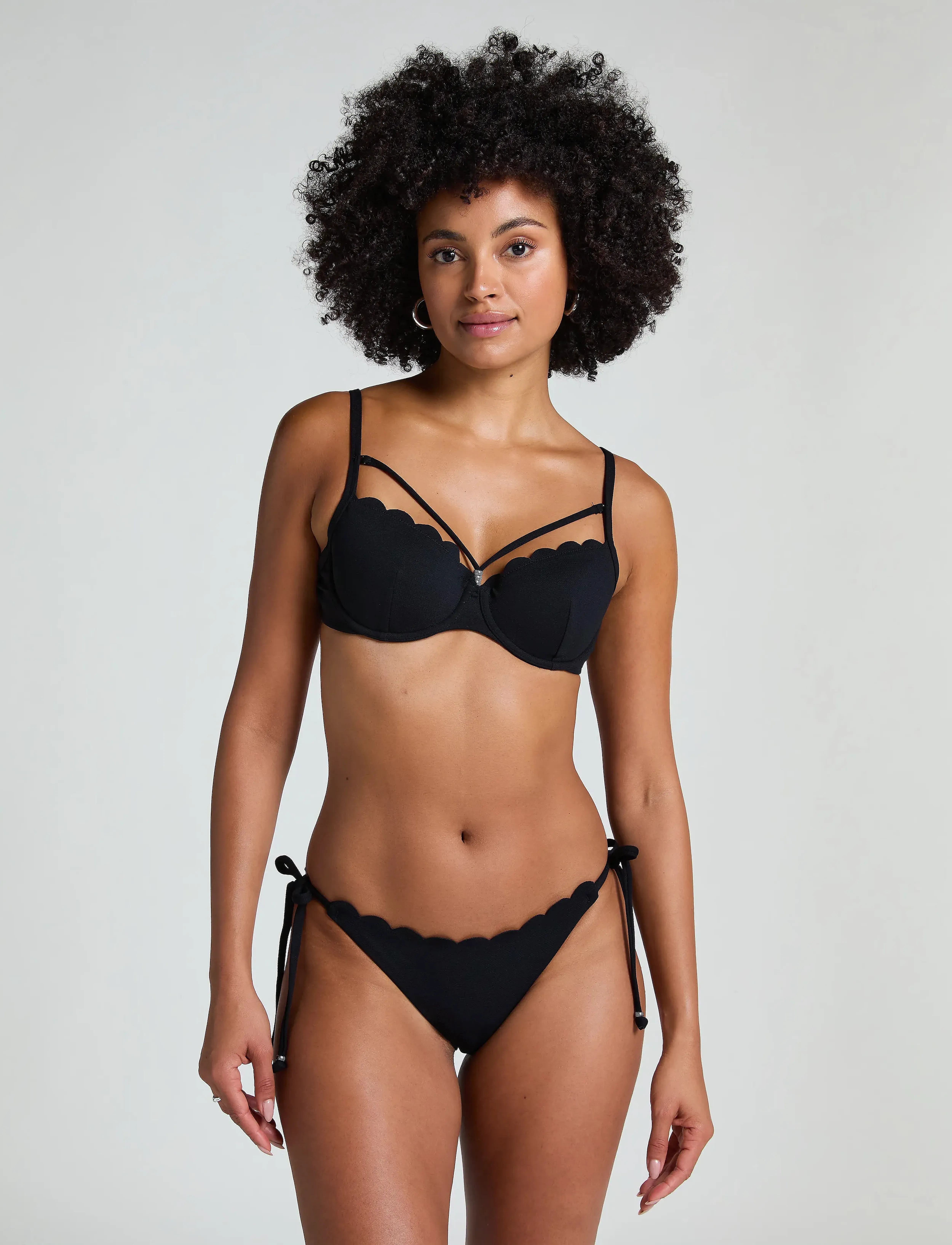 Hunkemöller - SCALLOP PD - tugitraadiga bikiinide ülaosad - caviar - 5
