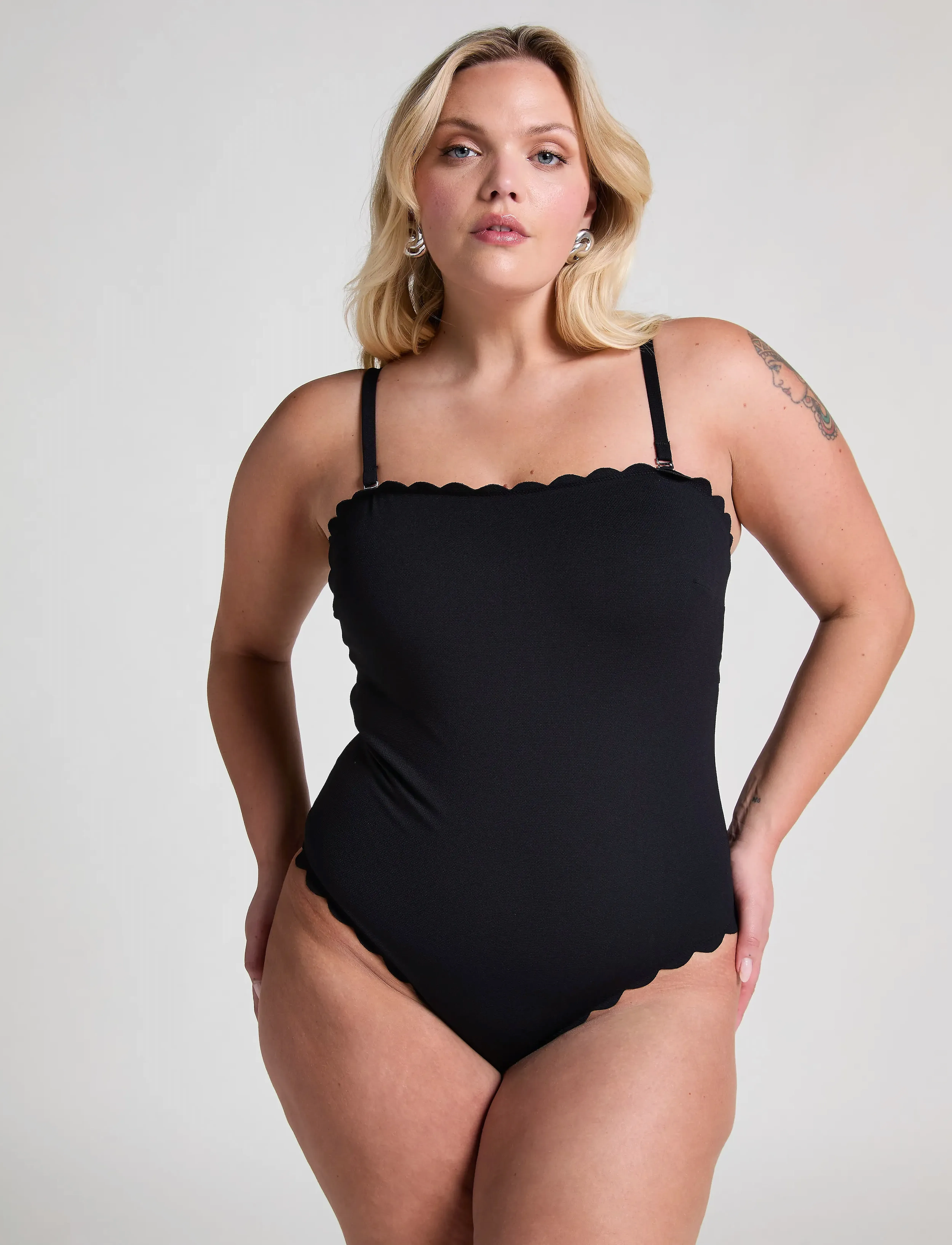 Hunkemöller Scallop Bandeau Bs baddräkter dam – bild 4