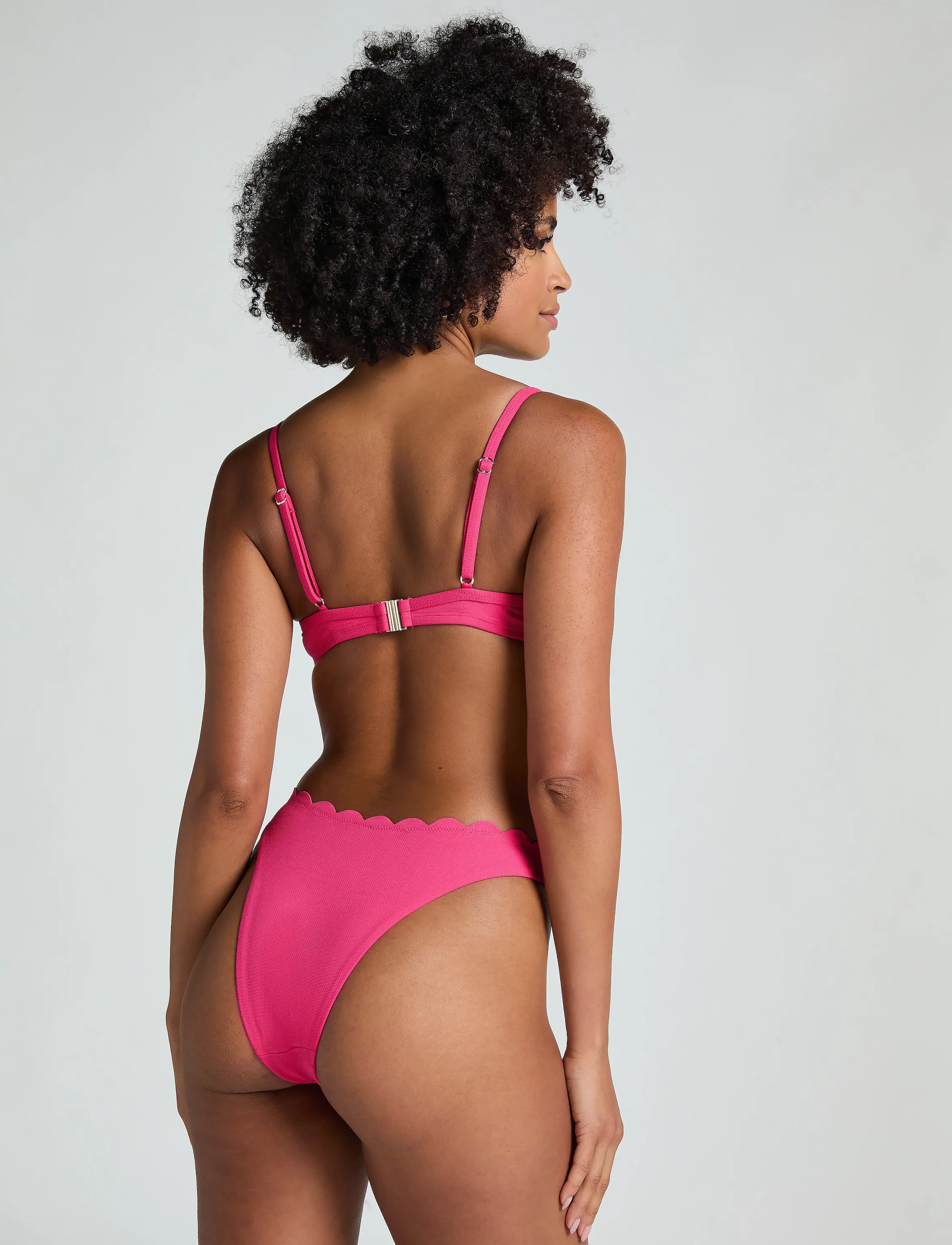 Hunkemöller - SCALLOP HIGH LEG R - bikinis brazilian - pink - 4