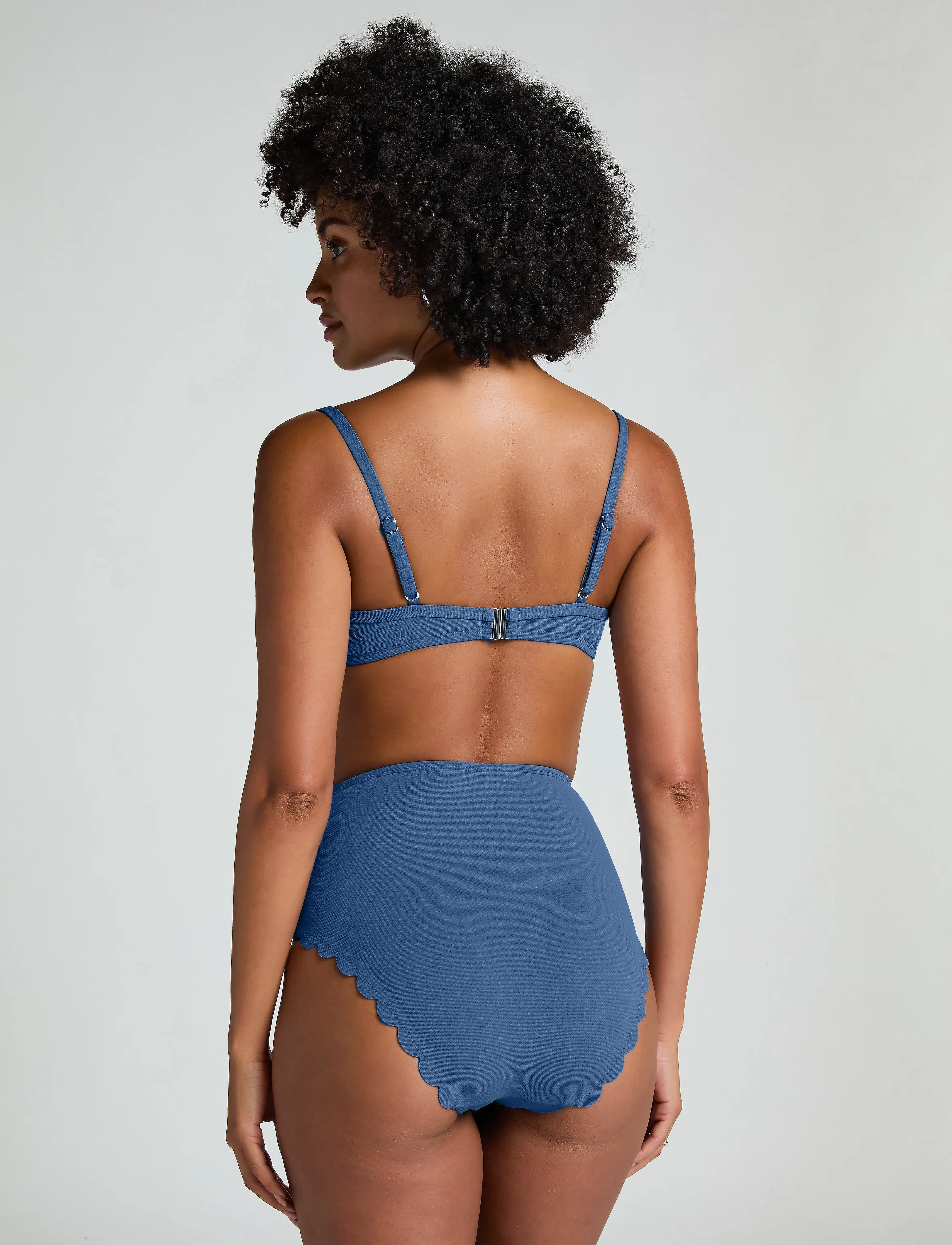 Hunkemöller - Scallop High Waist Rio Bikini Bottom - bikinitrosor med hög midja - blue horizon - 4