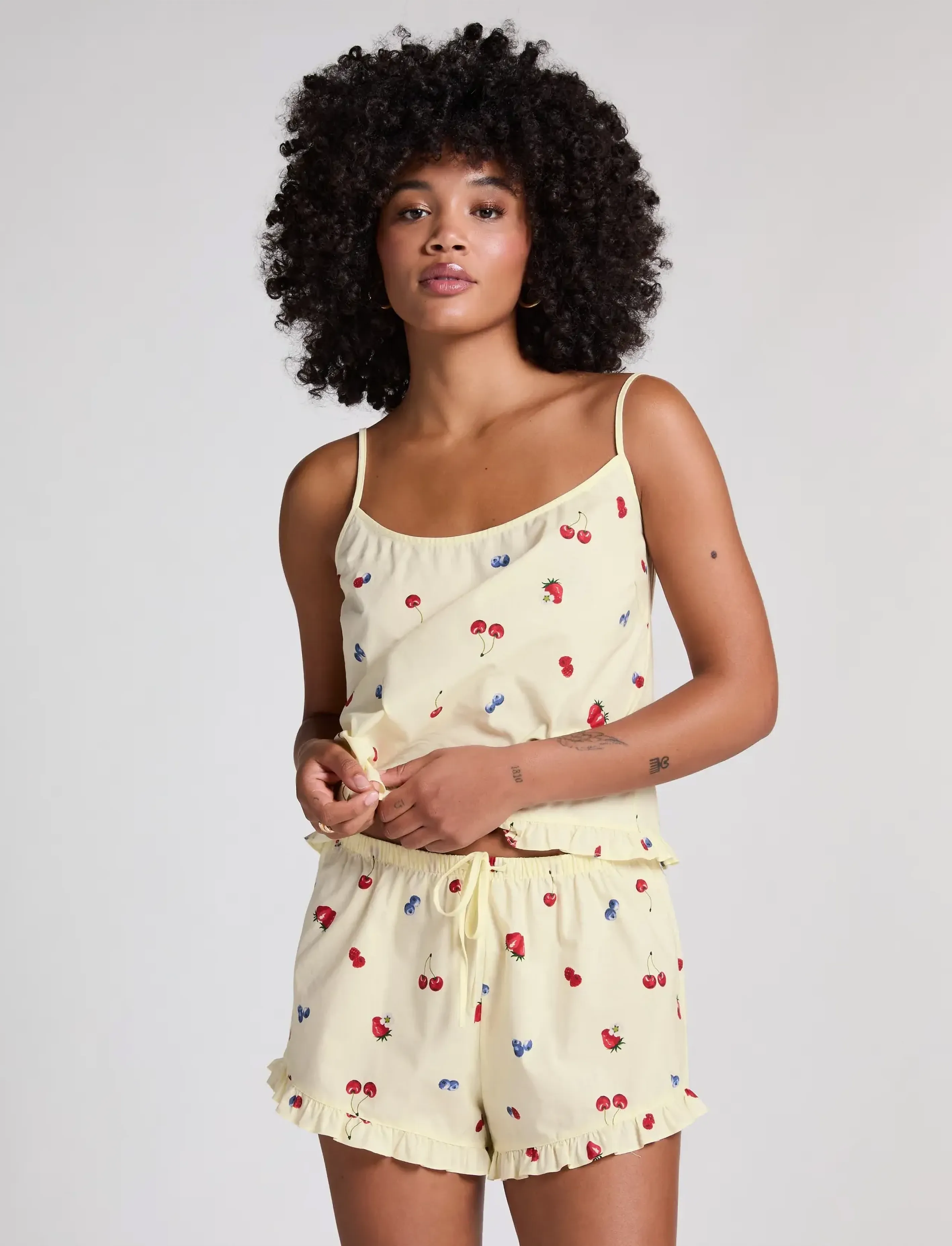 Hunkemöller SHORT WOVEN RUFFLE FRUIT - Riided - HKM YELLOW / yellow