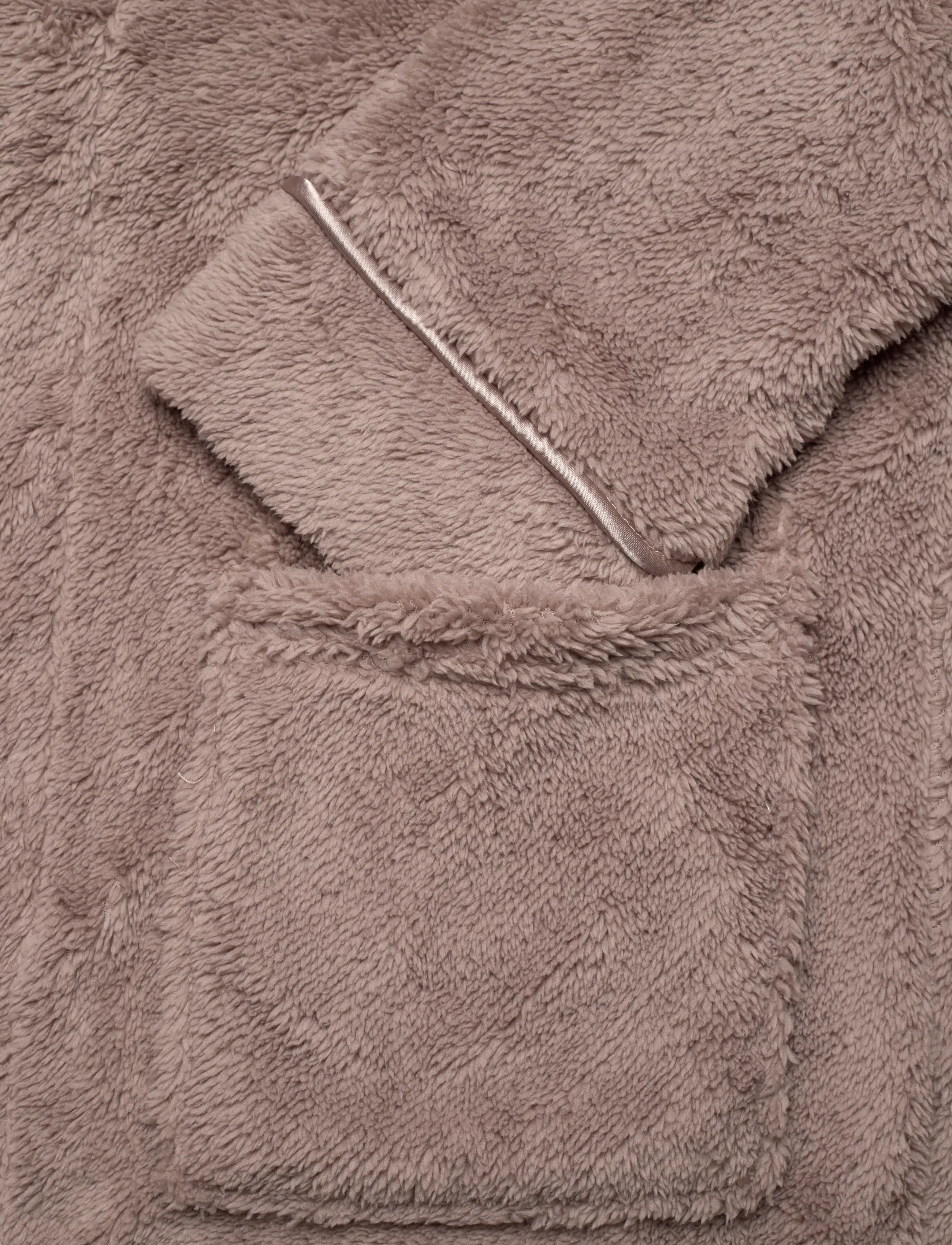 Hunkemöller - Robe Long Fluffy Fleece - everyday style - etherea - 3