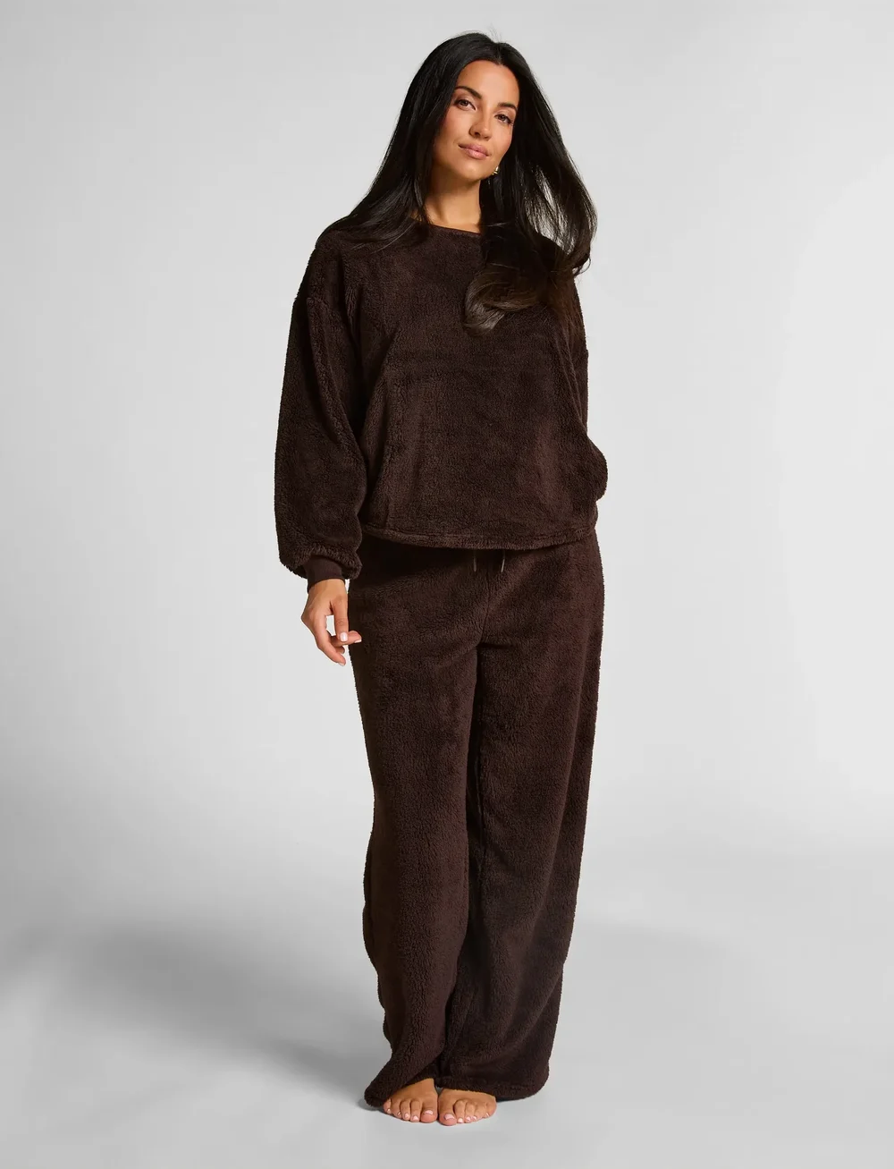 Hunkemöller - Longsleeved Top Fluffy Fleece - dressipluusid - cocoa brown - 0