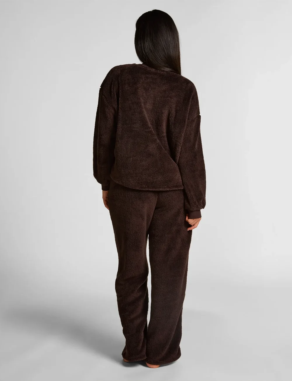 Hunkemöller - Longsleeved Top Fluffy Fleece - dressipluusid - cocoa brown - 4
