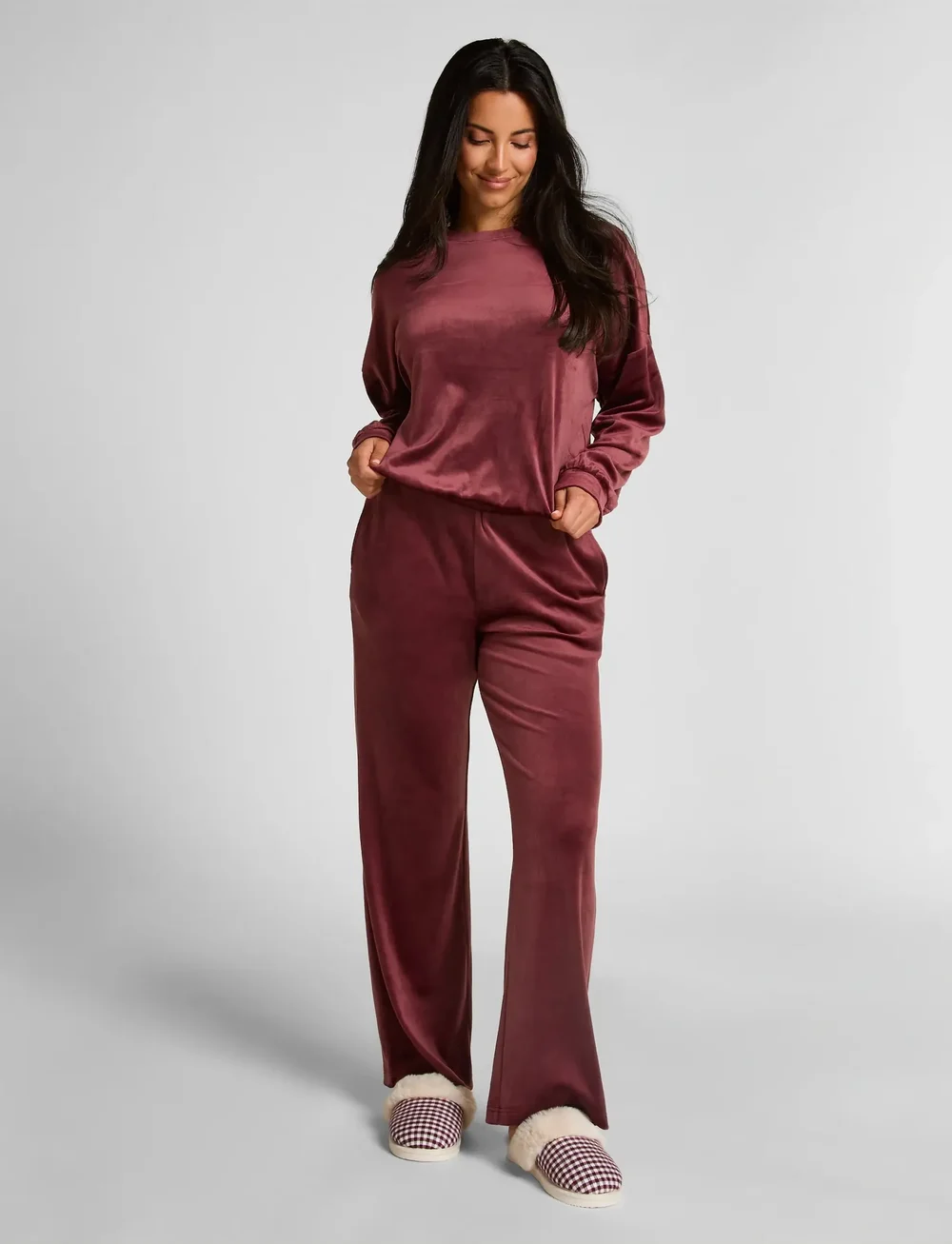 Hunkemöller - Velvet Pyjama Set - dressikomplektid - red mahogany - 0