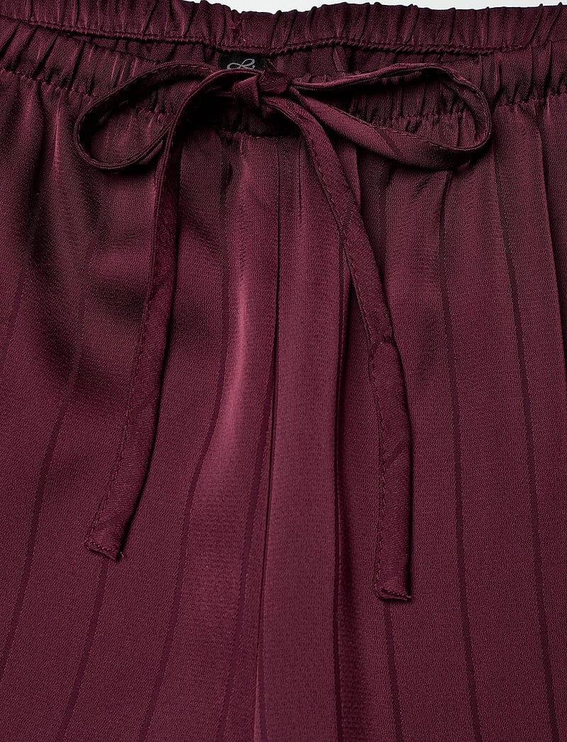 Hunkemöller - PJ LS SATIN PINSTRIPE - weihnachts-pyjamas - fig - 5