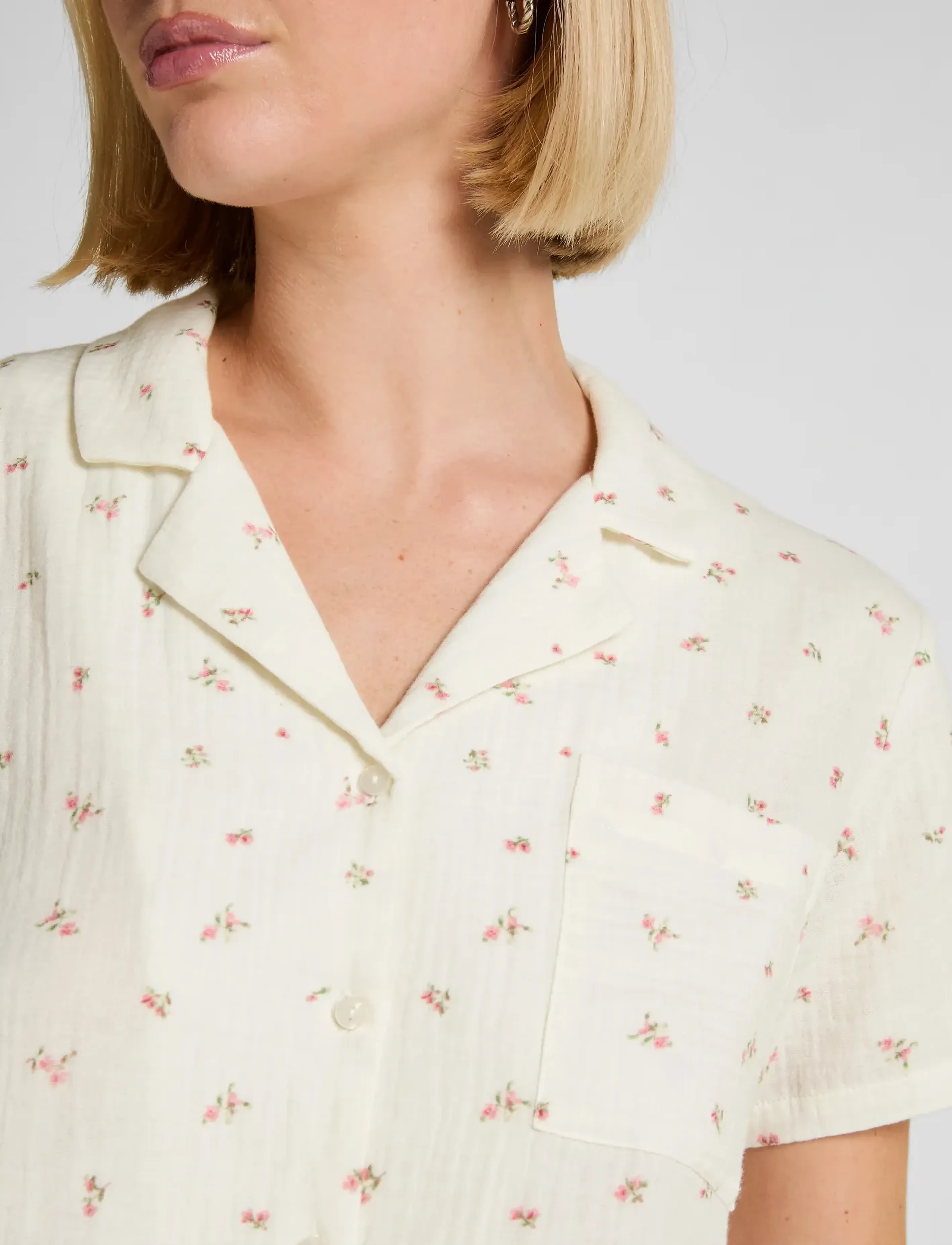 Hunkemöller - JACKET SS MUSLIN FLOWER - snow white - 3