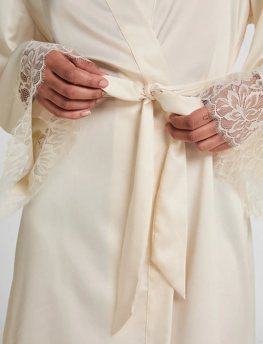 Hunkemöller - KIMONO SATIN LACE VALERIE - kimonos - gardenia - 3