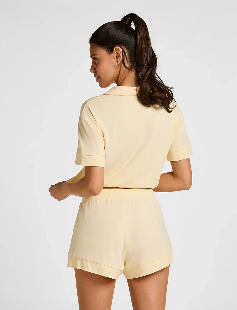 Hunkemöller - SHORT JERSEY ESSENTIAL - lühikesed dressipüksid - vanilla custard - 4