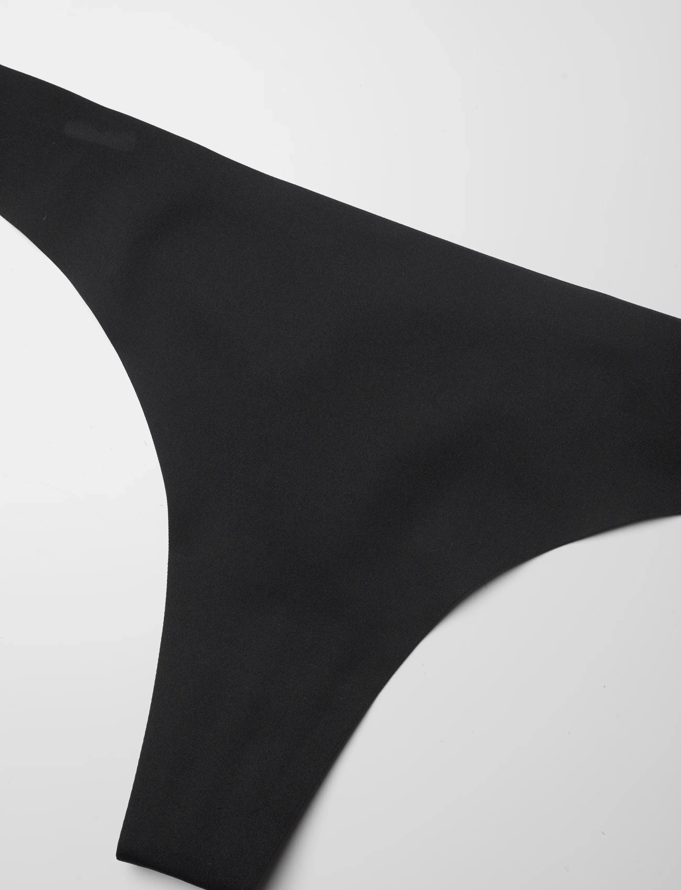 Hunkemöller - Ultimate Comfort String R - seamless panties - caviar - 5