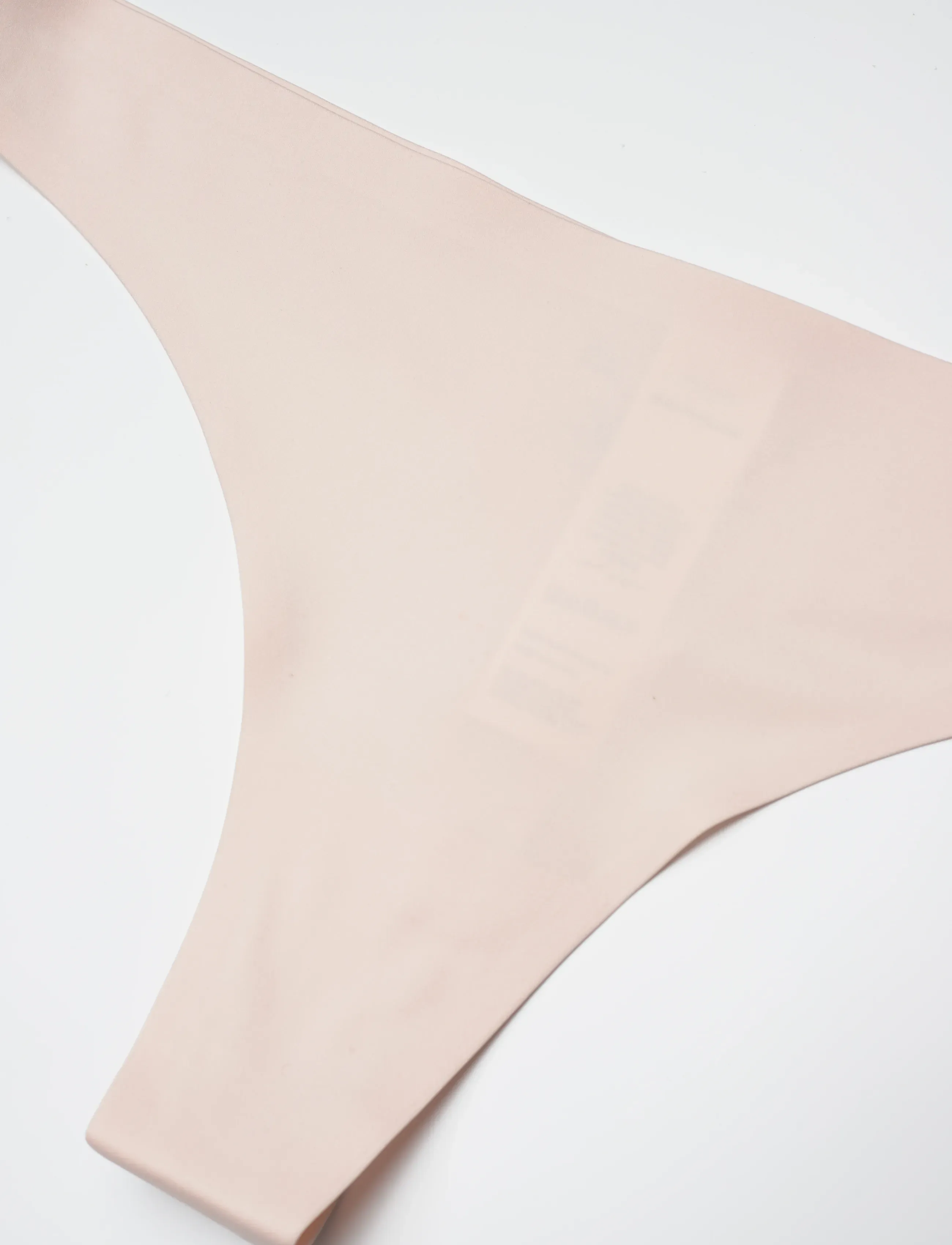 Hunkemöller - Ultimate Comfort String R - naadloze slips - shell - 5