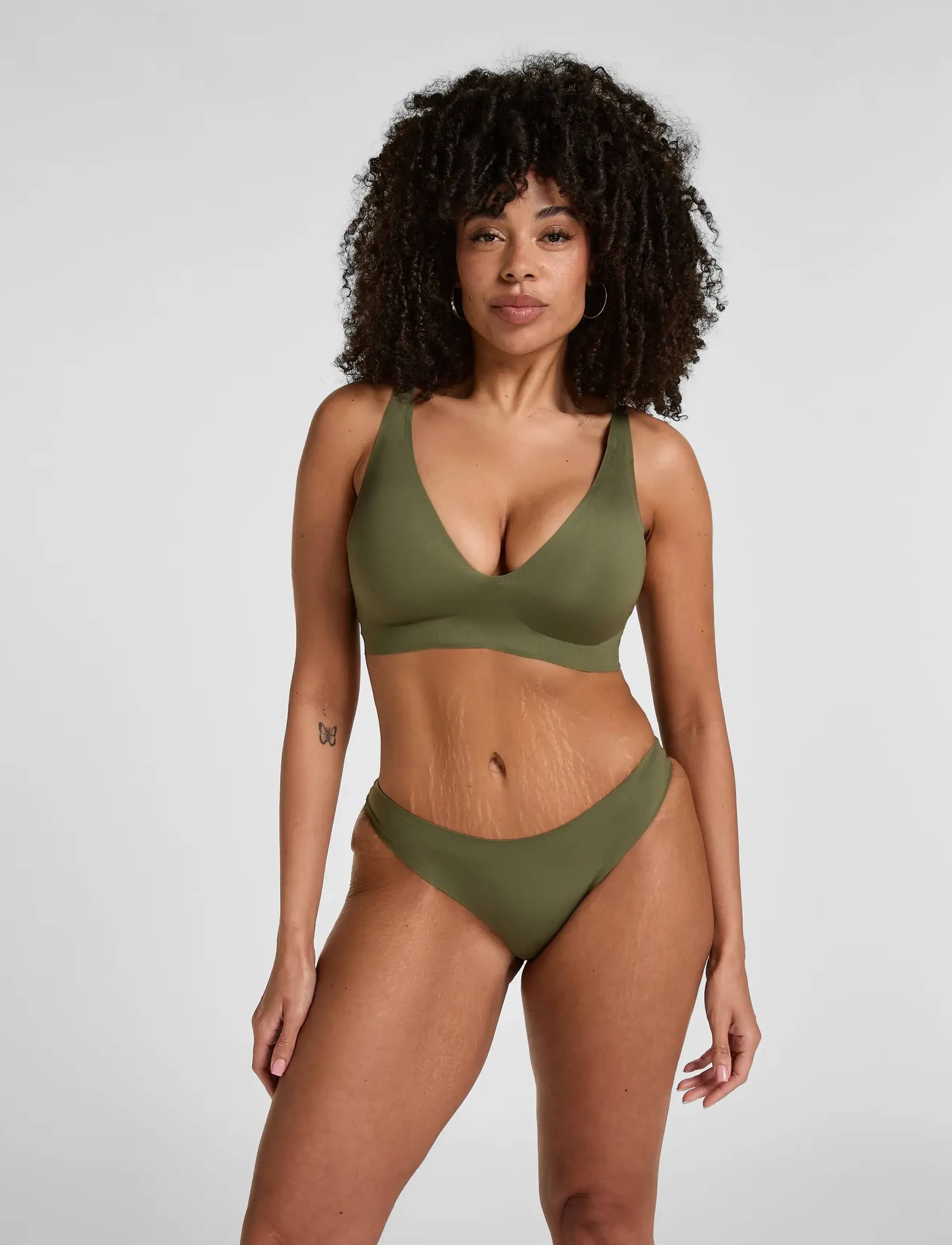 Hunkemöller Ultimate Comfort Braz R - Aluspüksid - FOUR LEAF CLOVER / khaki/green