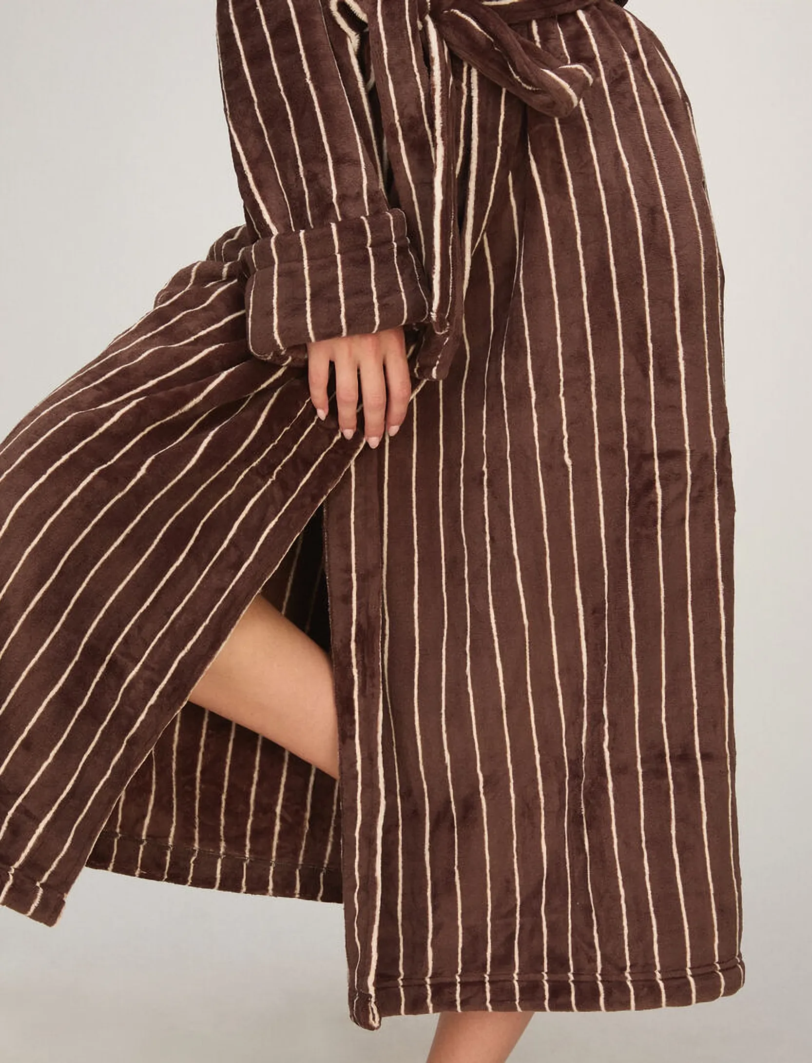 Hunkemöller - ROBE LONG SOFT FLEECE STRIPE - coffee bean - 3