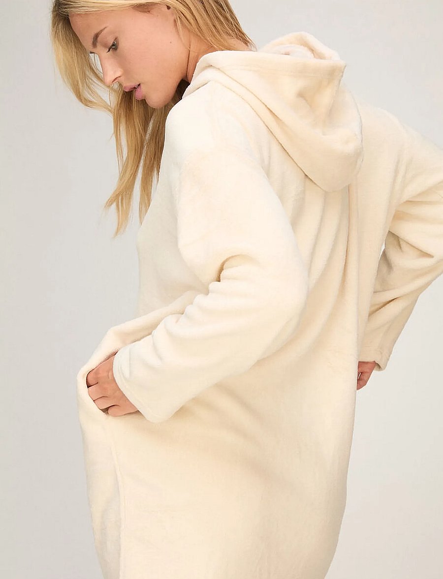 Hunkemöller - PONCHO FLUFFY FLEECE HOOD - korte kjoler - gardenia - 5