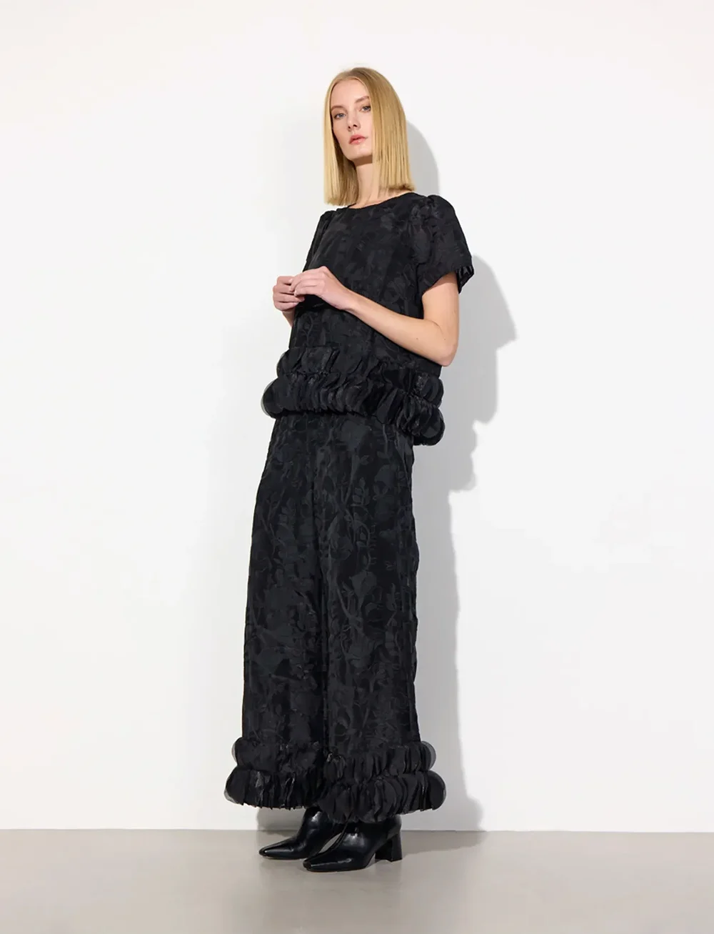 Hunkøn - Aiko Trousers - vida byxor - black - 0