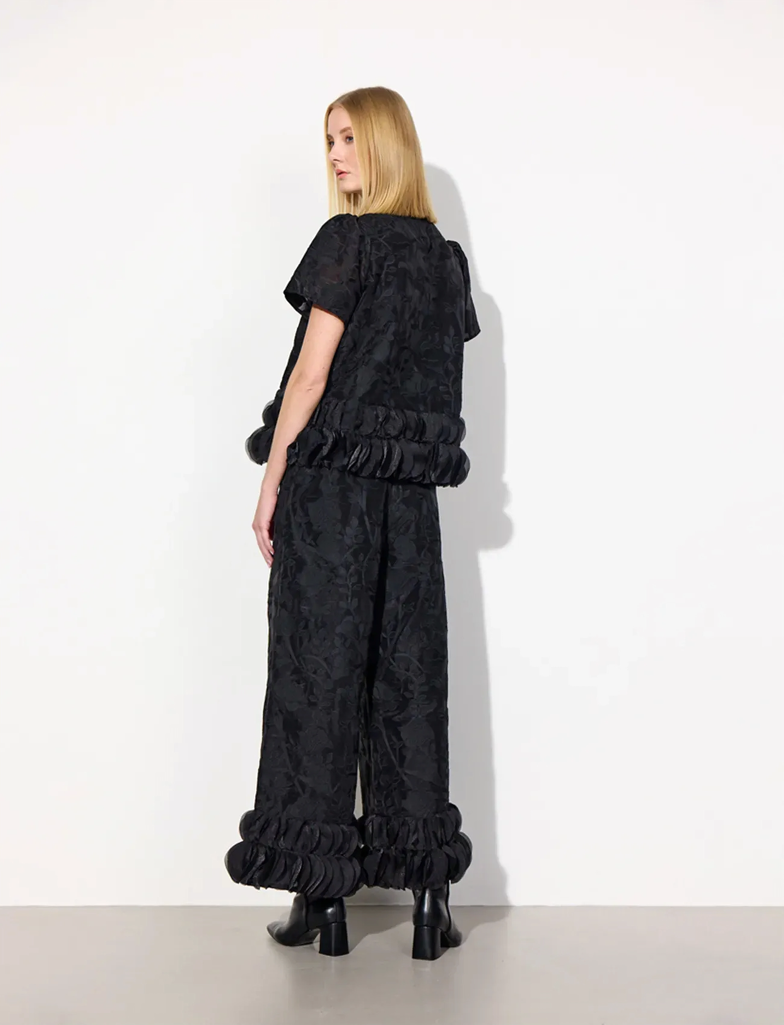 Hunkøn - Aiko Trousers - spodnie szerokie - black - 3